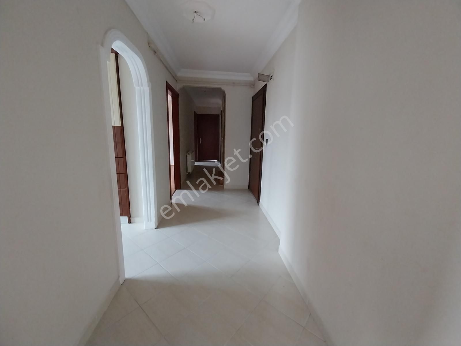 Elalmış Caddesine Üçüncü Binada Site Özellikli Teraslı Fırsat - Görsel 23