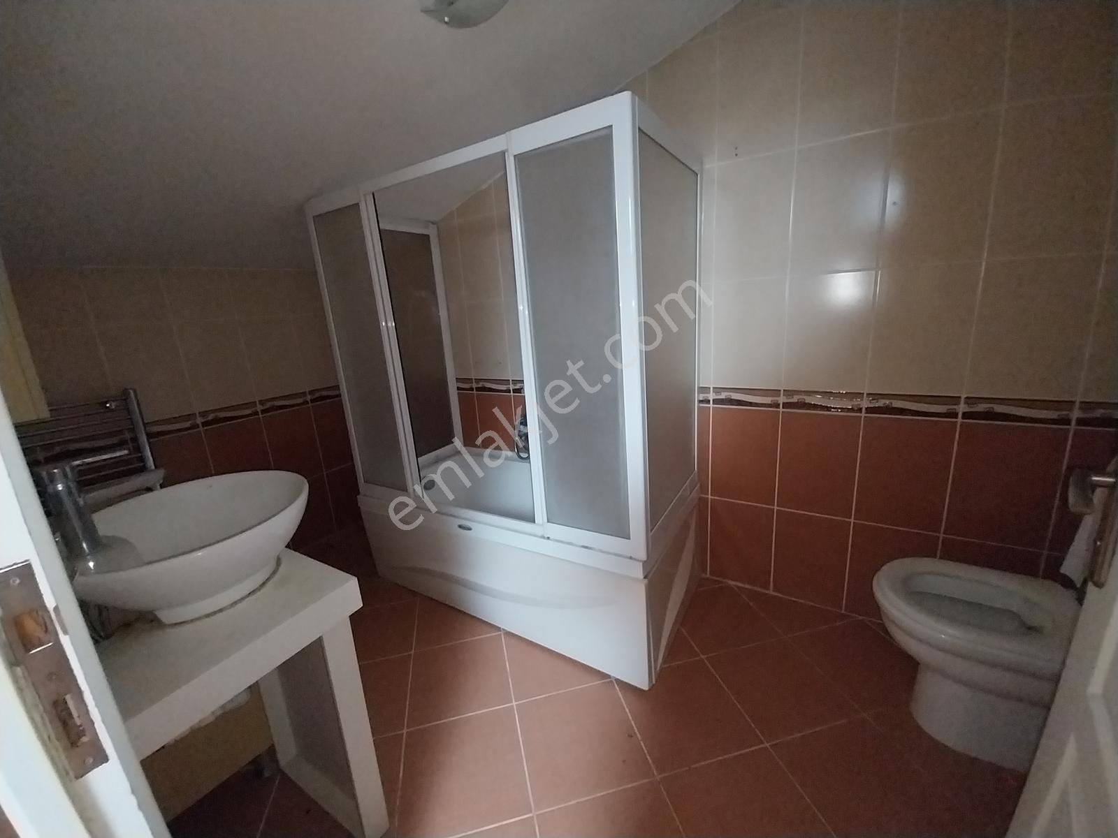 Elalmış Caddesine Üçüncü Binada Site Özellikli Teraslı Fırsat - Görsel 2