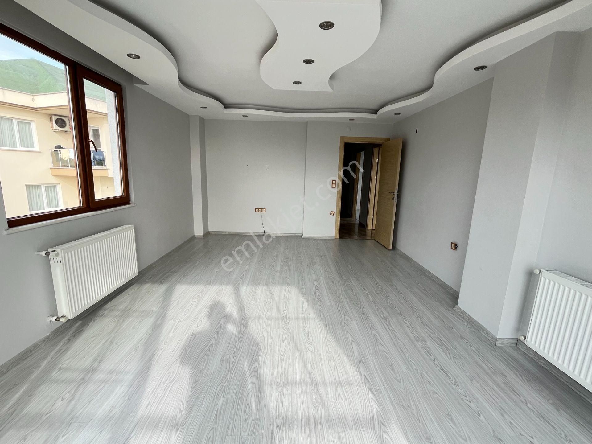 Büyükçekmece Fatih Mah Yeni Binada Lüks Manzaralı Temiz 3+1 Kiralık Daire - Görsel 4