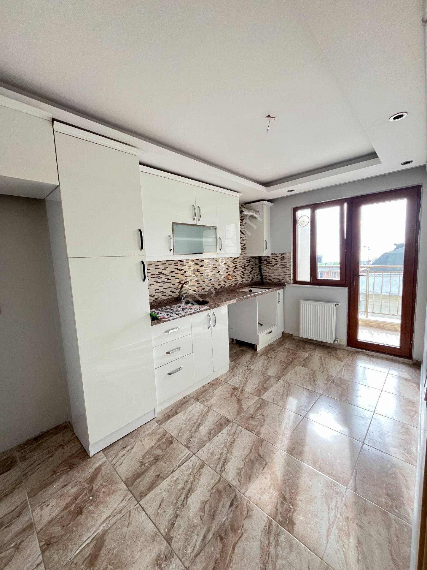 Büyükçekmece Fatih Mah Yeni Binada Lüks Manzaralı Temiz 3+1 Kiralık Daire - Görsel 7