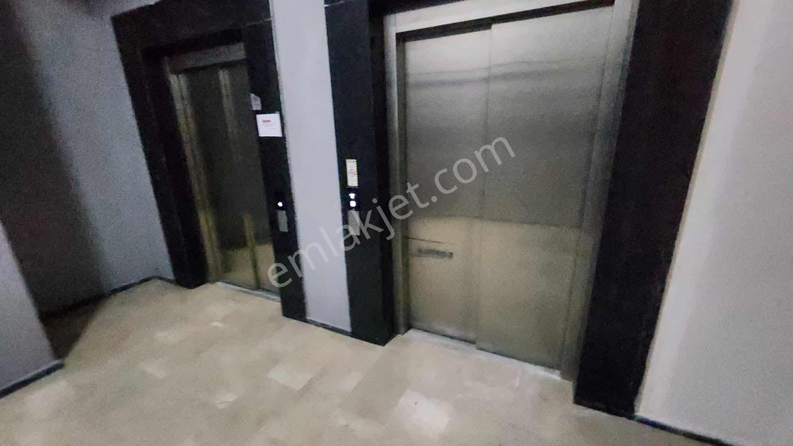 Sulyapıdan 700 M2 İş Yeri Ofise Uygun Plaza Katı - Görsel 16