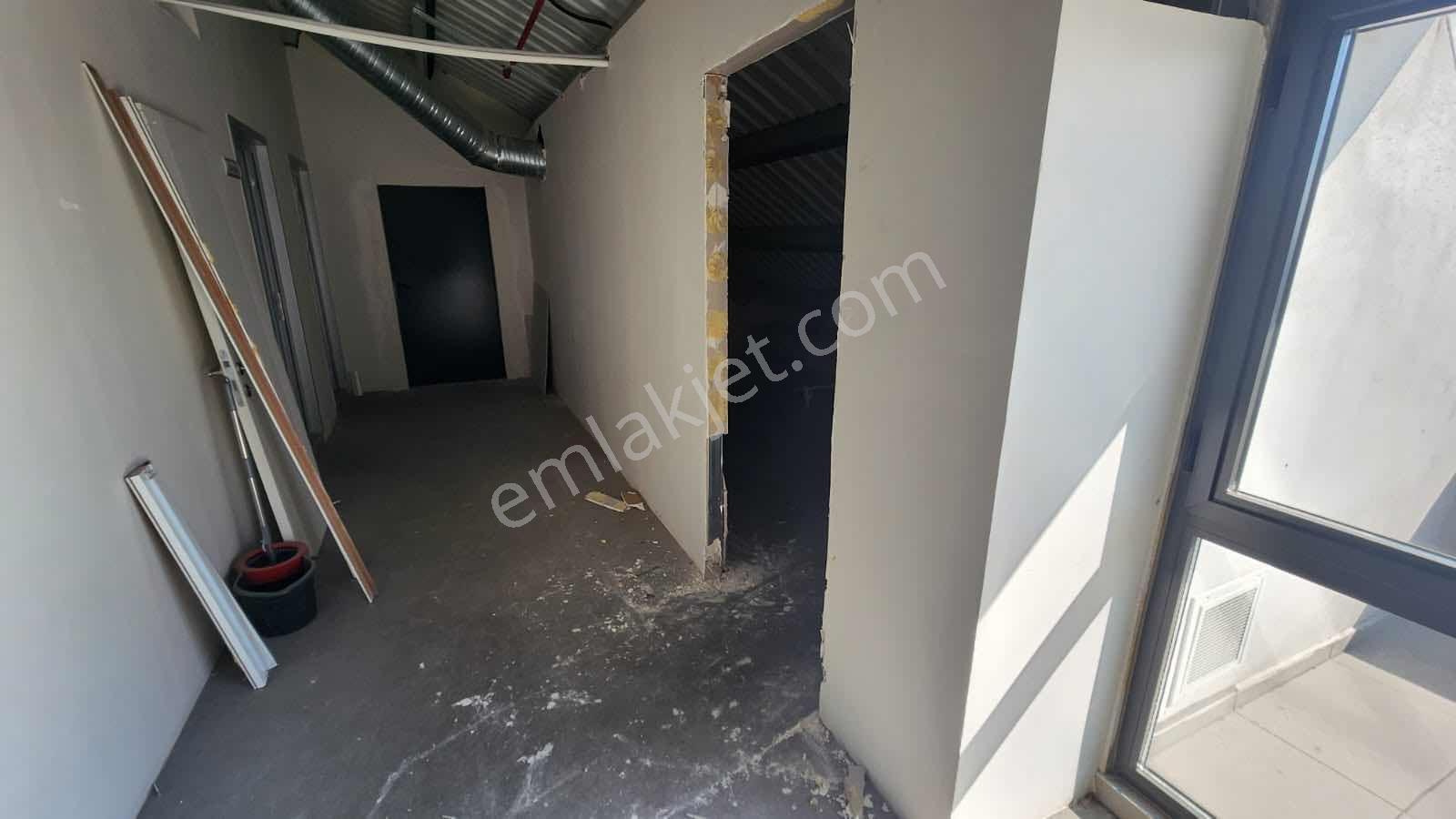 Sulyapıdan 700 M2 İş Yeri Ofise Uygun Plaza Katı - Görsel 12