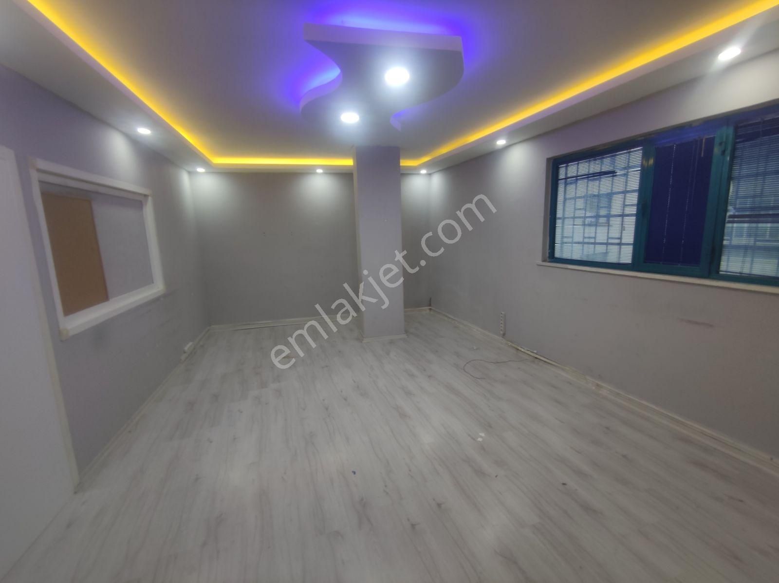 Sulyapıdan Güneşli Meydanda Kiralık Ofis - Görsel 12