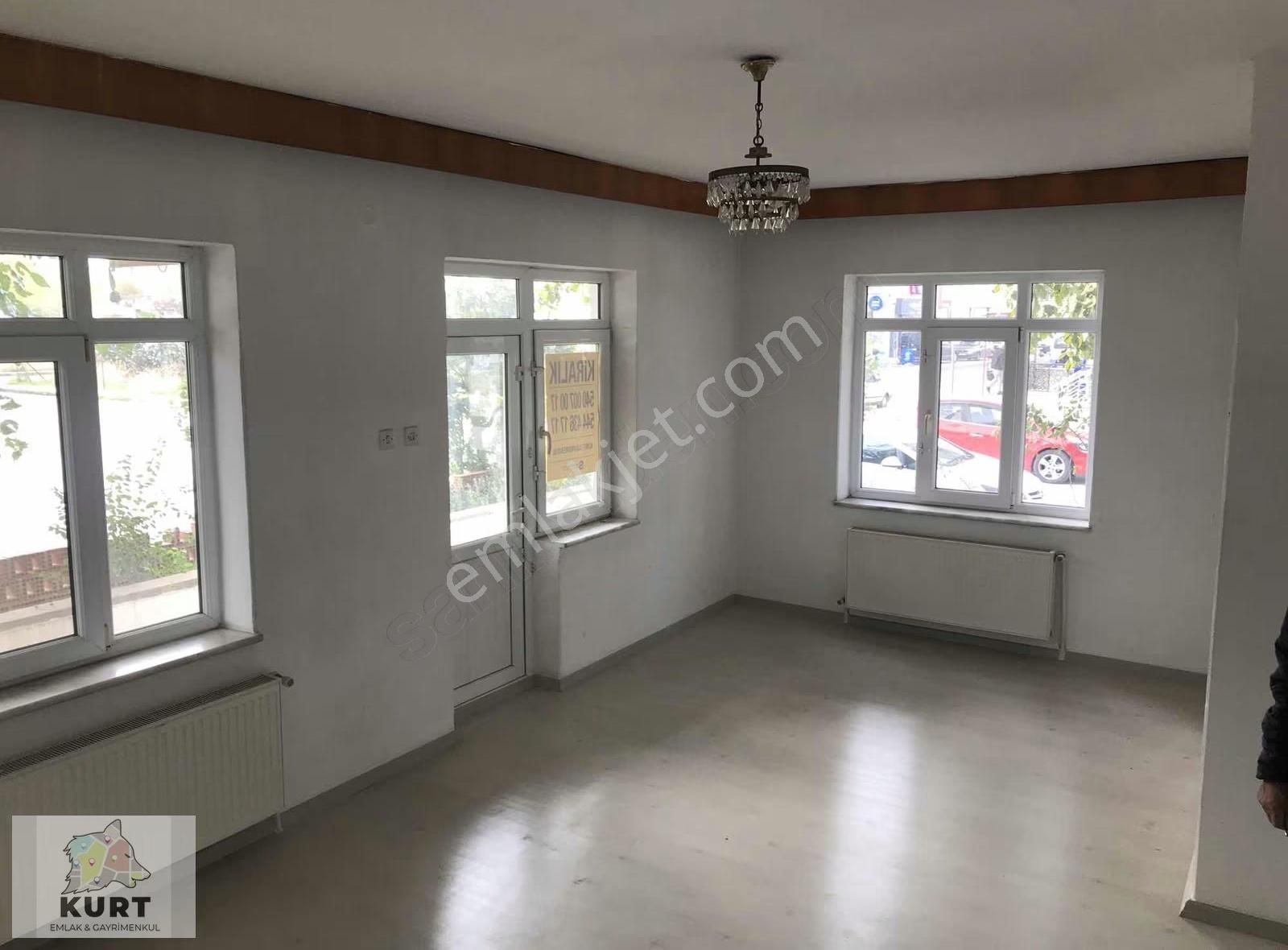 Kurt Gayrimenkul'den Kiralık 3+1 ( Hasan Ali Yücel Lisesi Yanı )