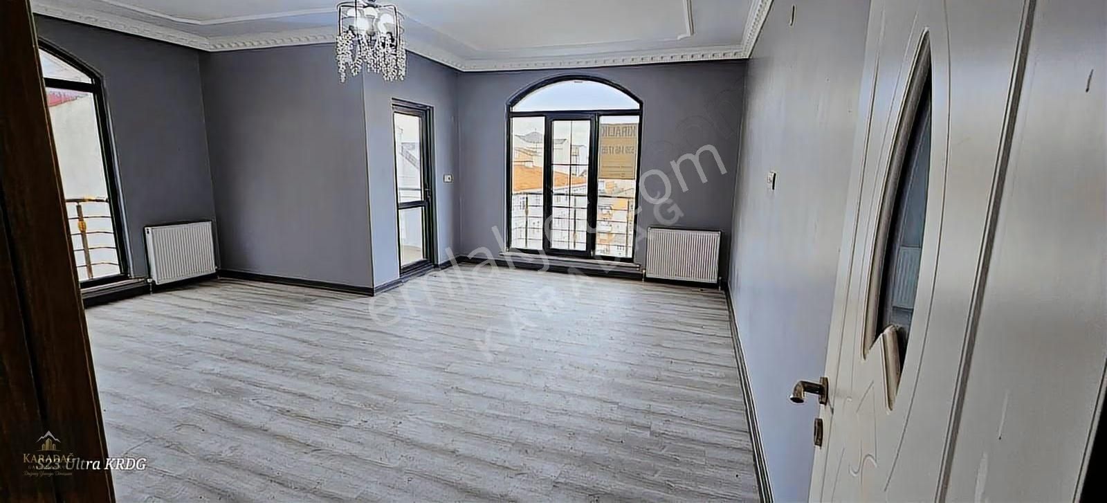 Arnavutköy İslambey Mahallesi 2+1 - 110m² Satılık