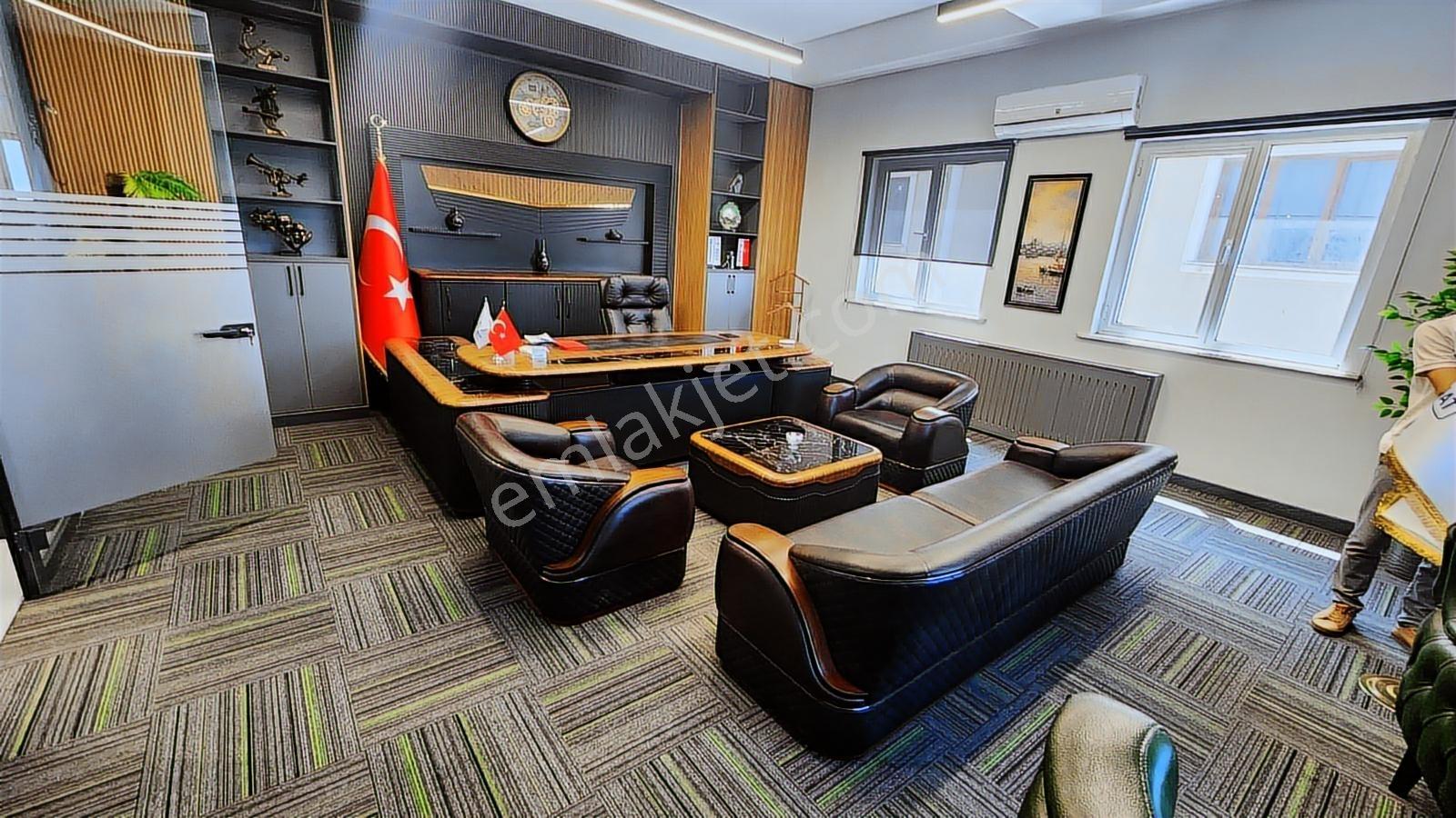 Sulyapıdan Vip Plazada 450 M2 Hazır Ofisli Kiralik İş Yeri - Görsel 10