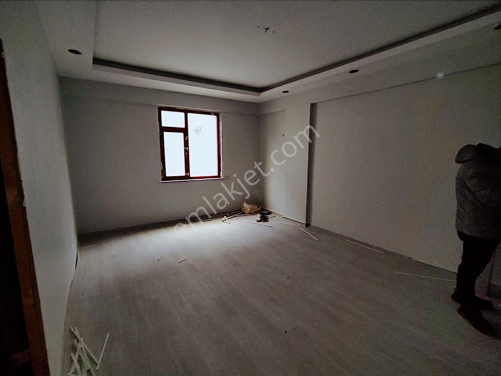 Enes Malik Toraman'dan Güneşli Meydanda 1+1 50 M2 Kiralık Ofis - Görsel 2