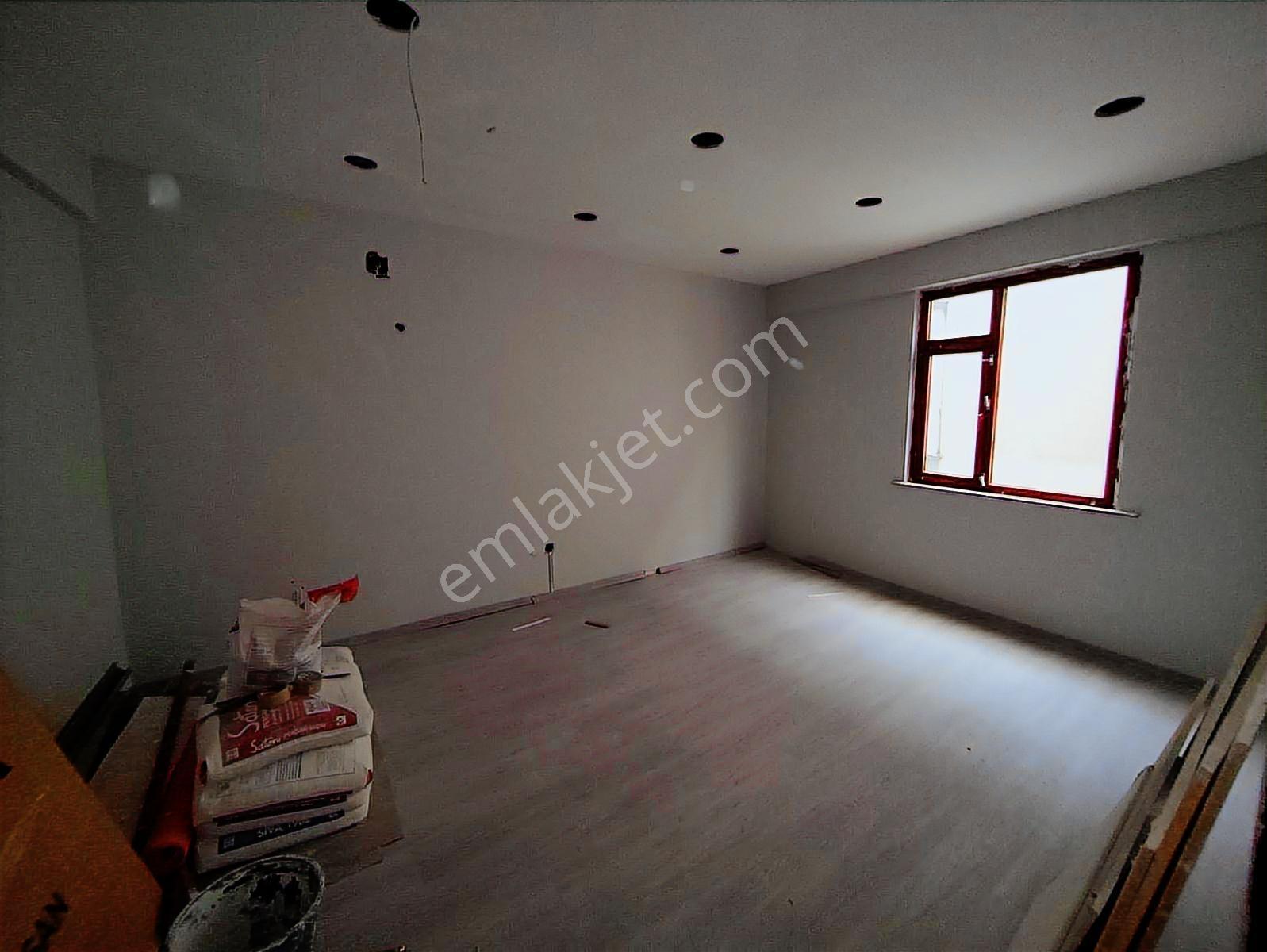 Enes Malik Toraman'dan Güneşli Meydanda 1+1 50 M2 Kiralık Ofis - Görsel 8
