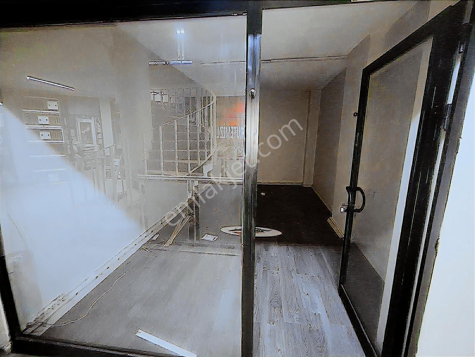 Sulyapıdan Güneşli Meydanda Zemin Katta Kiralık Dükkan Ofis - Görsel 12