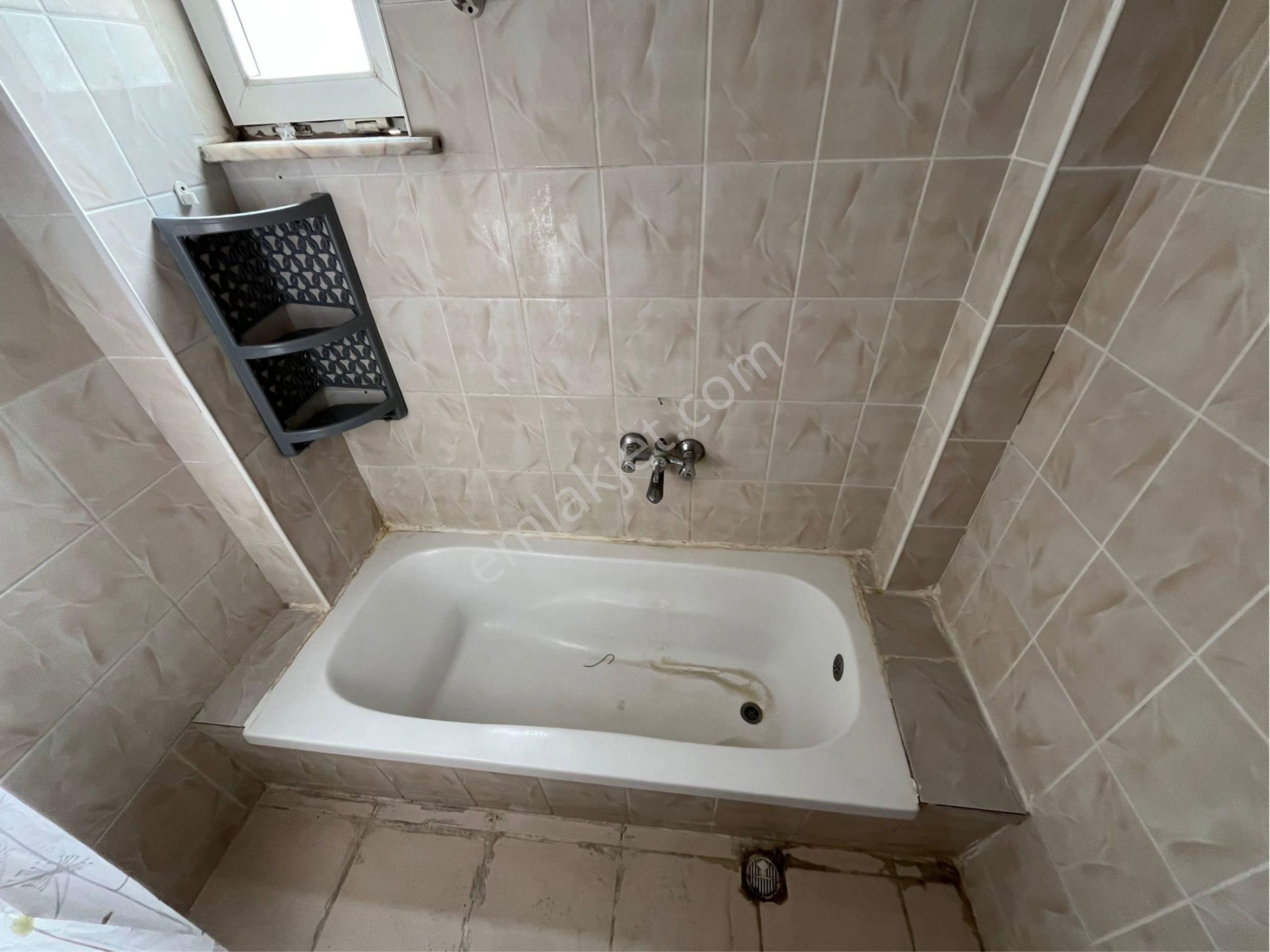 Kuşadası İkiçeşmelikte Kapalı Mutfak Deni Manzaralı 2 Artı 1 Daire - Görsel 21