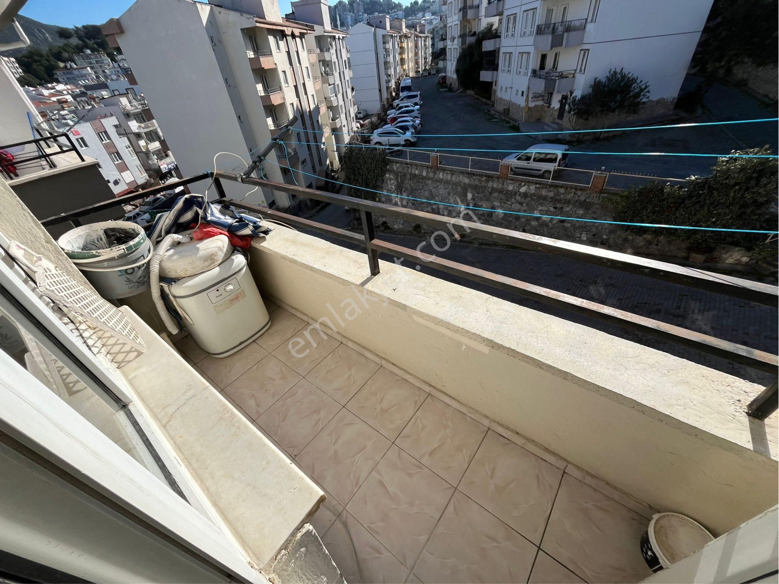 Kuşadası İkiçeşmelikte Kapalı Mutfak Deni Manzaralı 2 Artı 1 Daire - Görsel 28