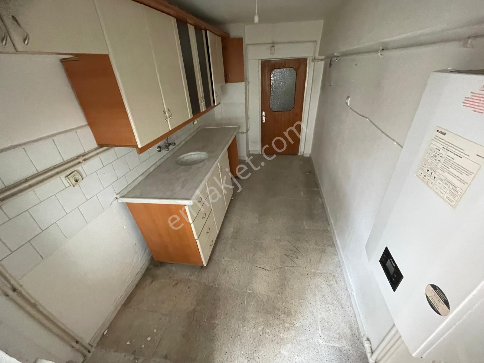 Sincan Akşemsettin Mah.'de Satılık 3+1 Ara Katta Uygun Fiyatlı Daire - Görsel 4