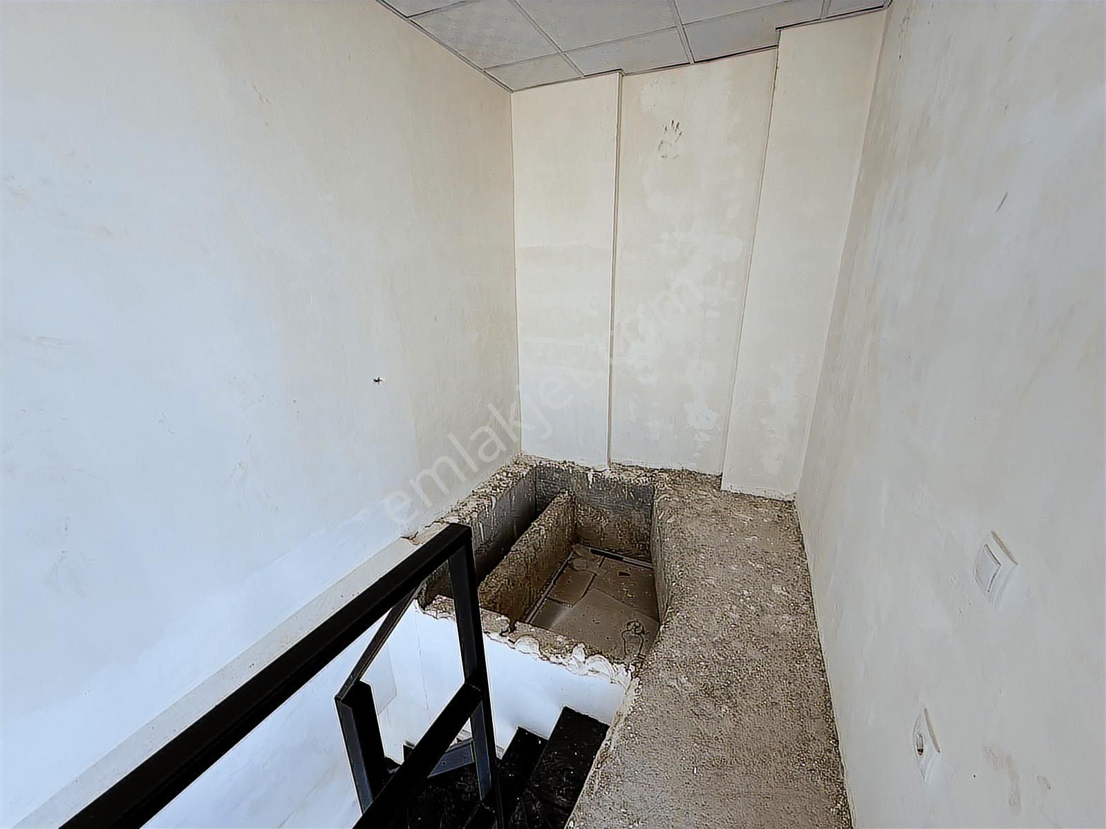 Ana Cadde Üzeri Satılık Dükkan Hüsnü Karakaş Mahallesi - Görsel 6