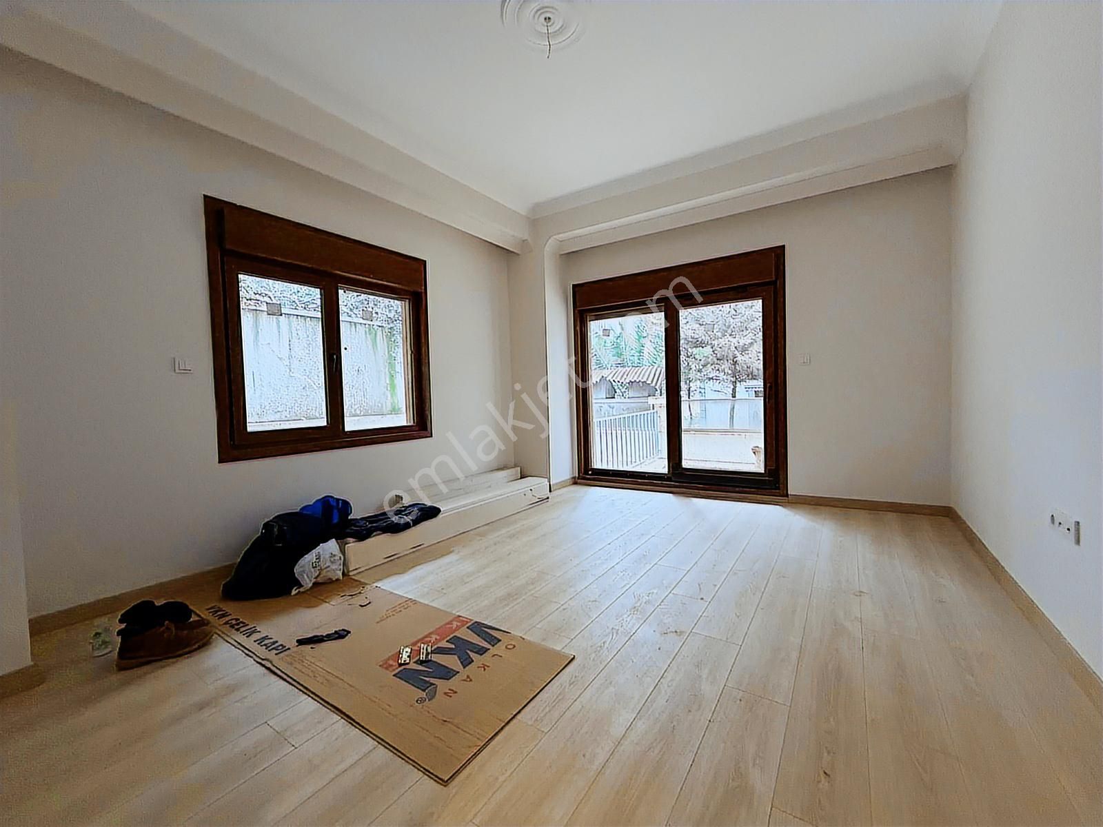 █ Konfor █ İdealtepe Metro'da, Sıfır, Bahçeli Ayrı Mutfak 1+1 - Görsel 8