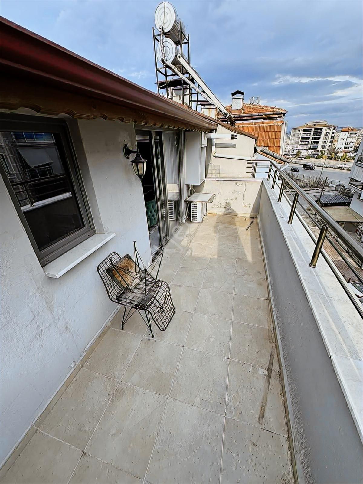 Ulus Işıklarında Kiralık 1+1 Apart - Görsel 2