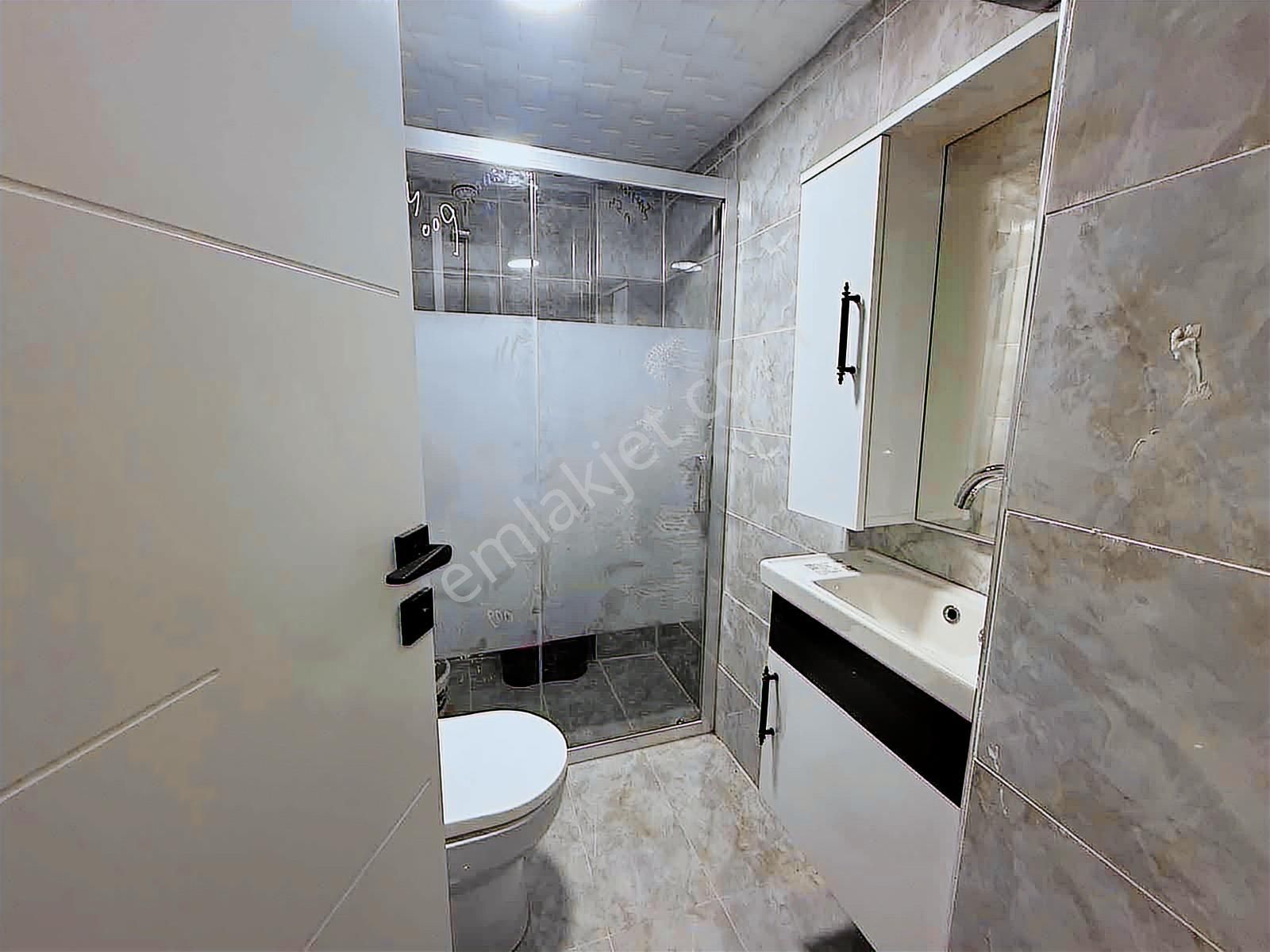 Güneşli Mahallesi İzmir Park Avm Nin Arkası 2+1 Çift Cepheli - Görsel 14