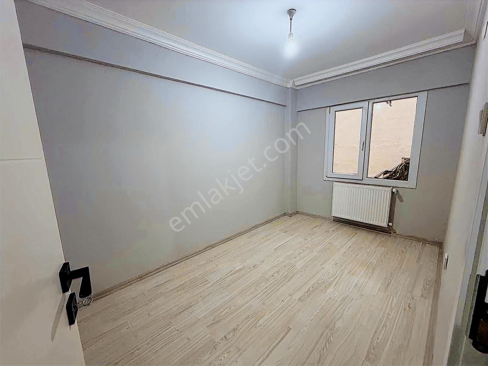 Güneşli Mahallesi İzmir Park Avm Nin Arkası 2+1 Çift Cepheli - Görsel 12