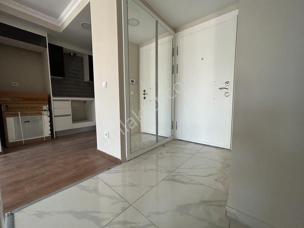 Pendik Edonia Garden 1+1 Site İçine Bakan Havuz Cepheli Daire ! - Görsel 11