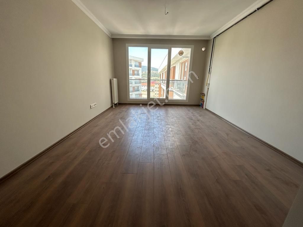 Pendik Edonia Garden 1+1 Site İçine Bakan Havuz Cepheli Daire ! - Görsel 5