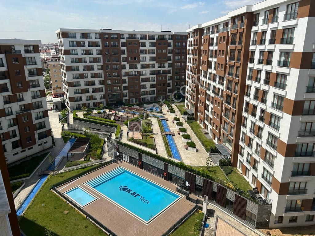Pendik Edonia Garden 1+1 Site İçine Bakan Havuz Cepheli Daire !