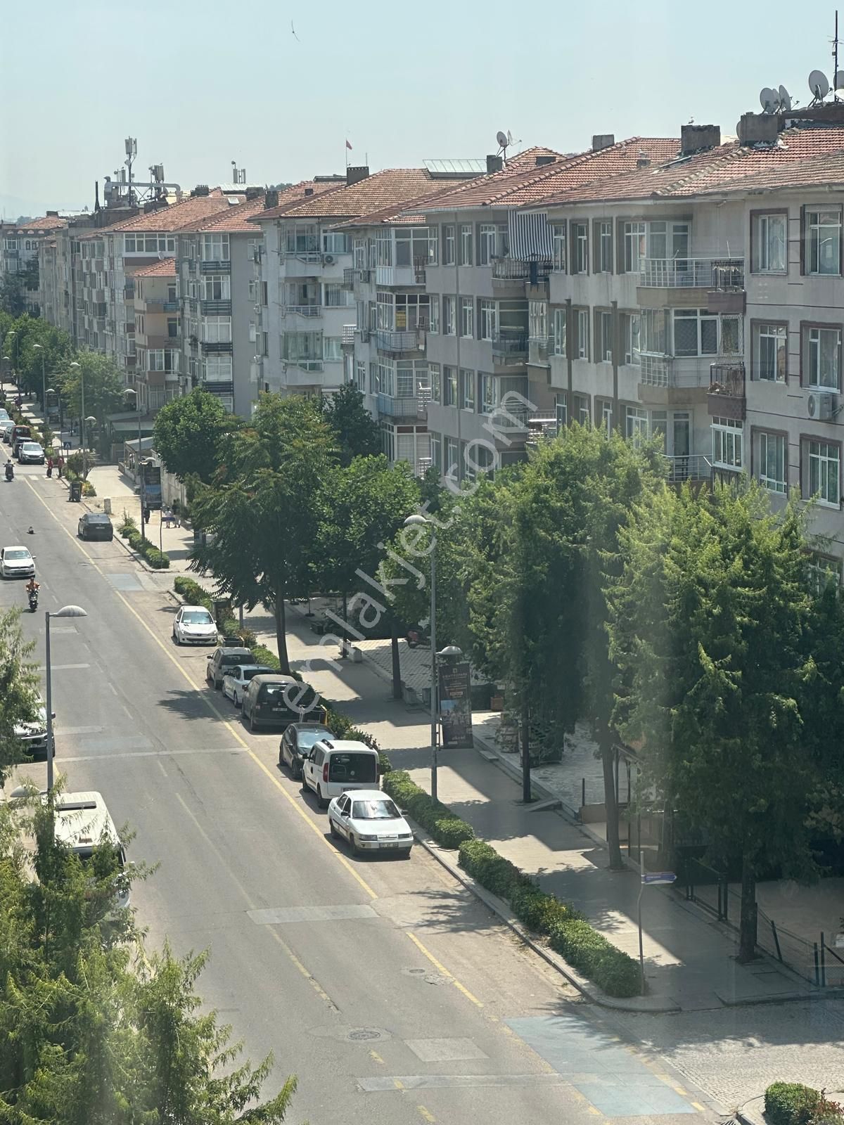 Ata Emlak'tan Fatih Caddesinde 3+1 Kiralık Boş Daire - Görsel 10
