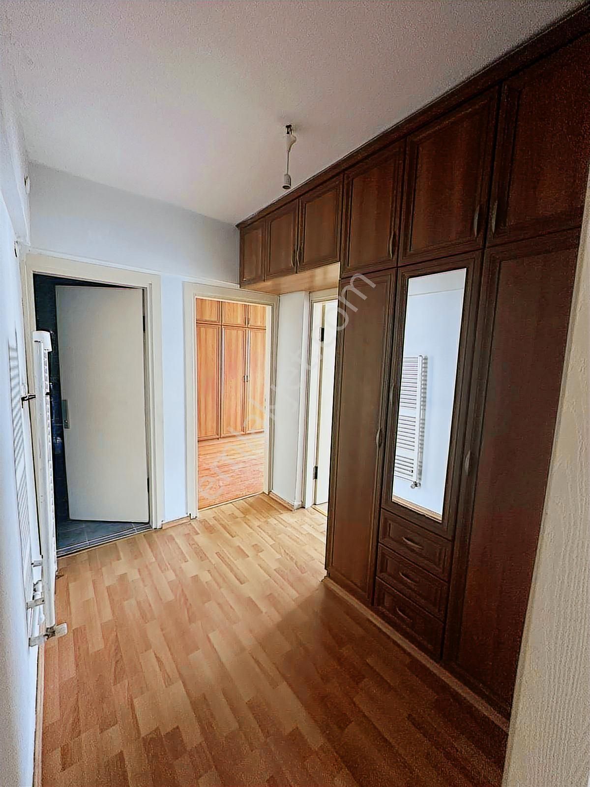Ata Emlak'tan Fatih Caddesinde 3+1 Kiralık Boş Daire - Görsel 4