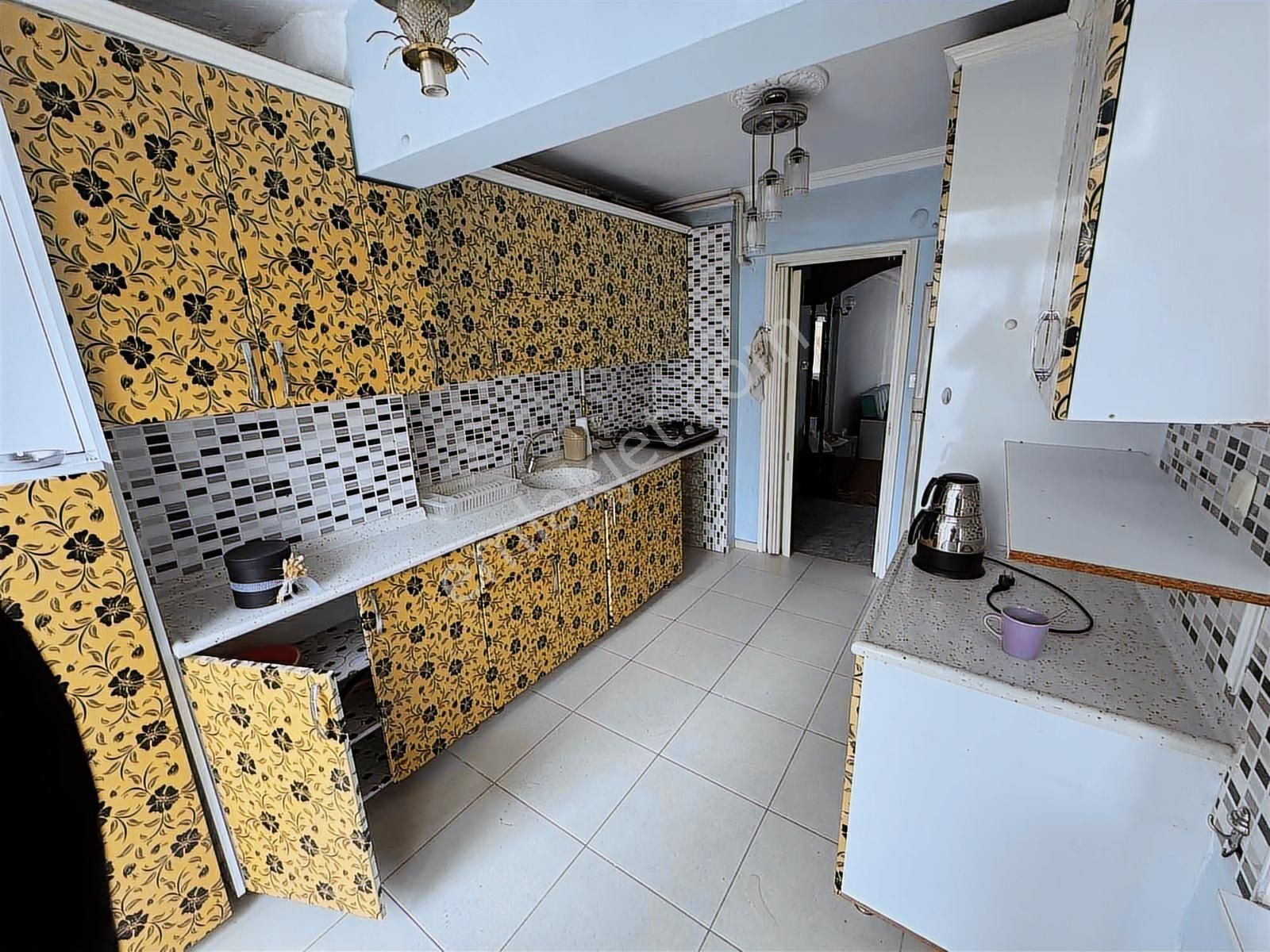 Alsancak Kıbrıs Şehitlerinde 3+1 Daire - Görsel 16