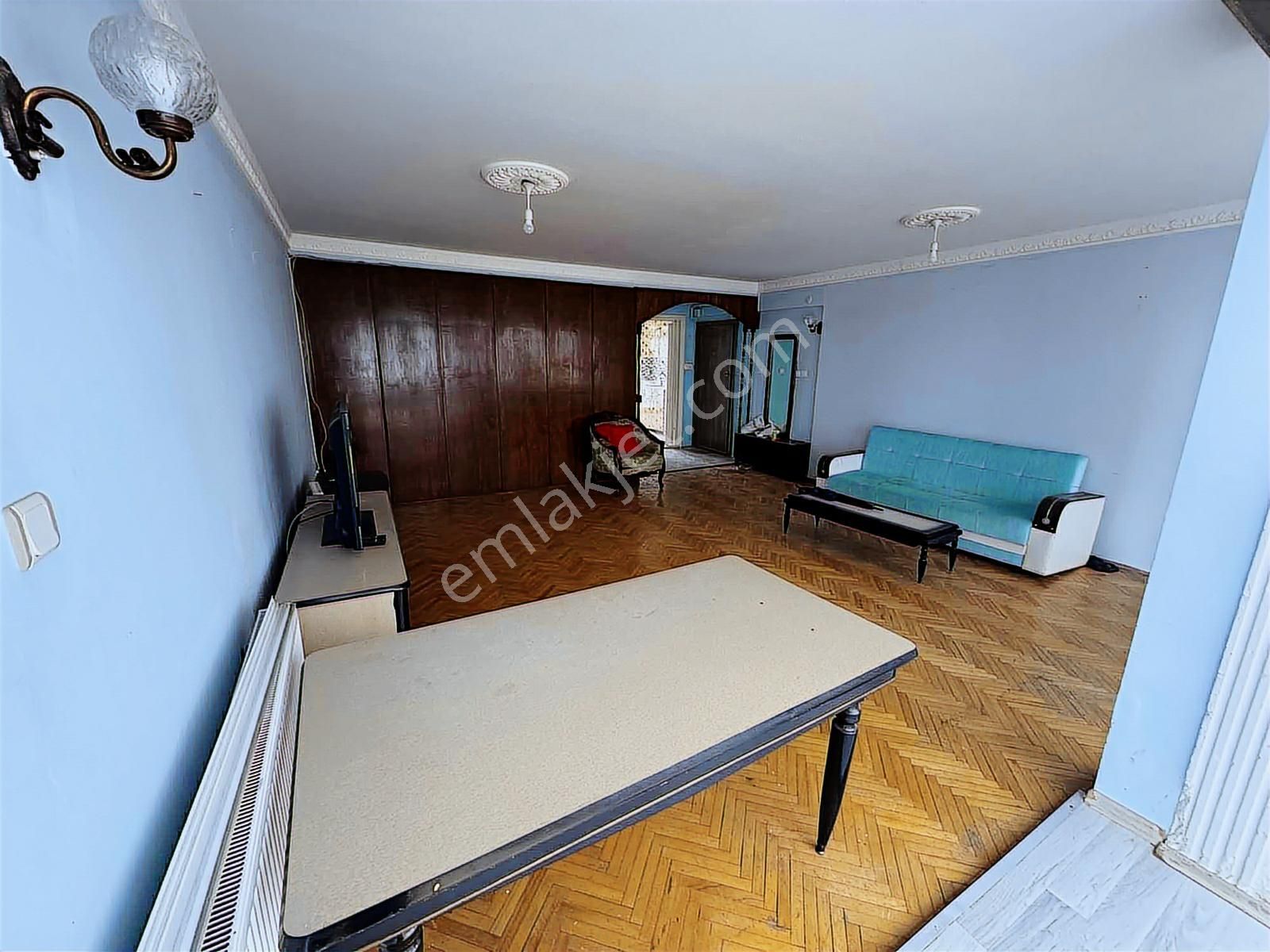 Alsancak Kıbrıs Şehitlerinde 3+1 Daire - Görsel 11