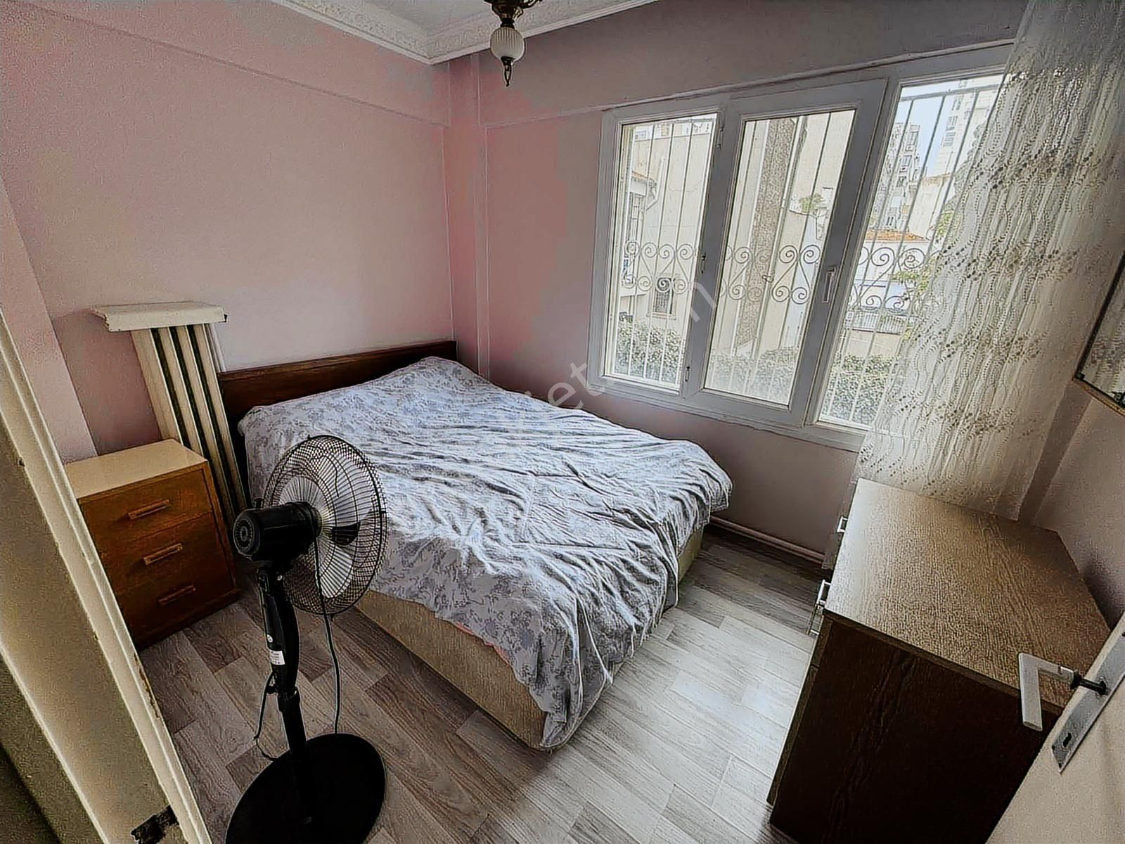 Alsancak Kıbrıs Şehitlerinde 3+1 Daire - Görsel 9