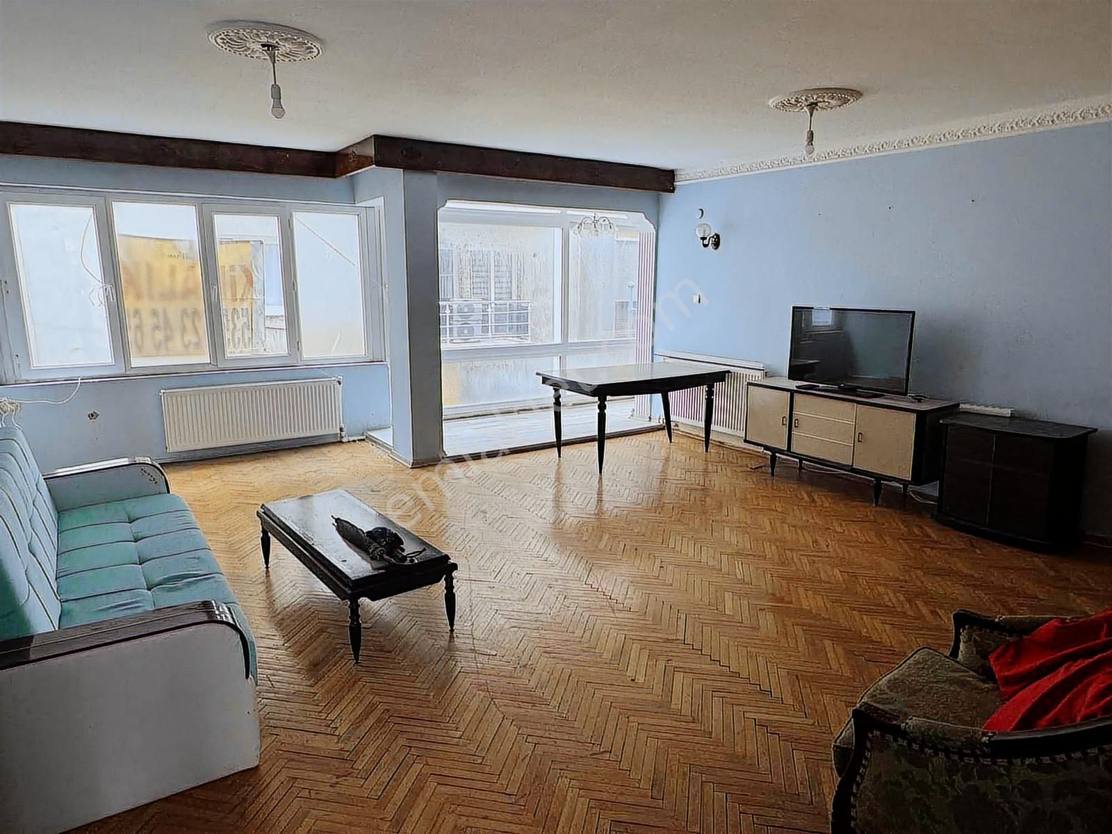 Alsancak Kıbrıs Şehitlerinde 3+1 Daire - Görsel 5