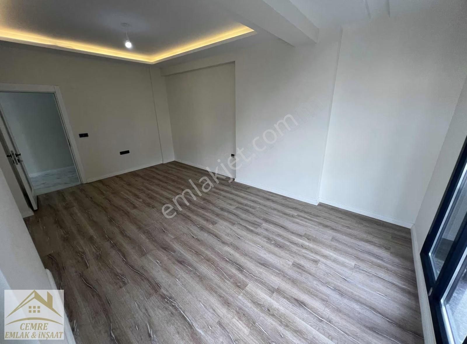 Cemre Emlaktan Denize Yürüme Mesafesinde Sıfır Daireler - Görsel 24