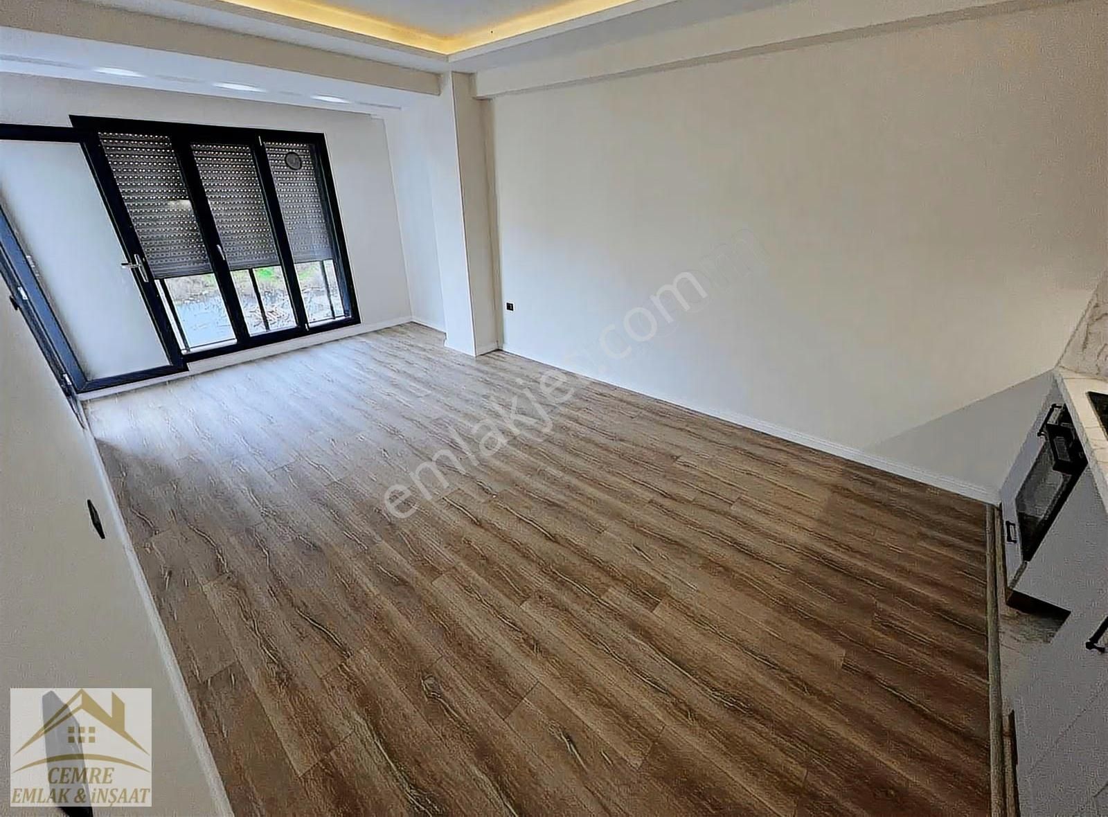 Cemre Emlaktan Denize Yürüme Mesafesinde Sıfır Daireler - Görsel 30