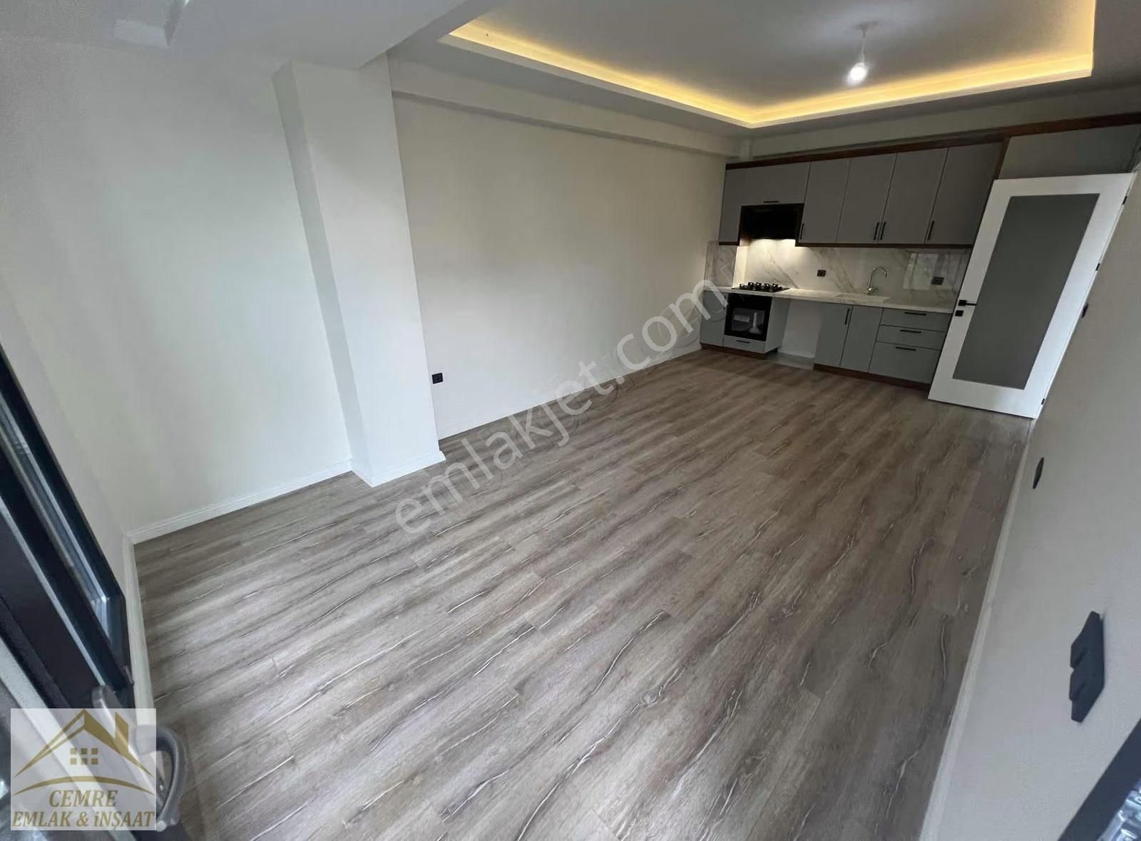 Cemre Emlaktan Denize Yürüme Mesafesinde Sıfır Daireler - Görsel 28