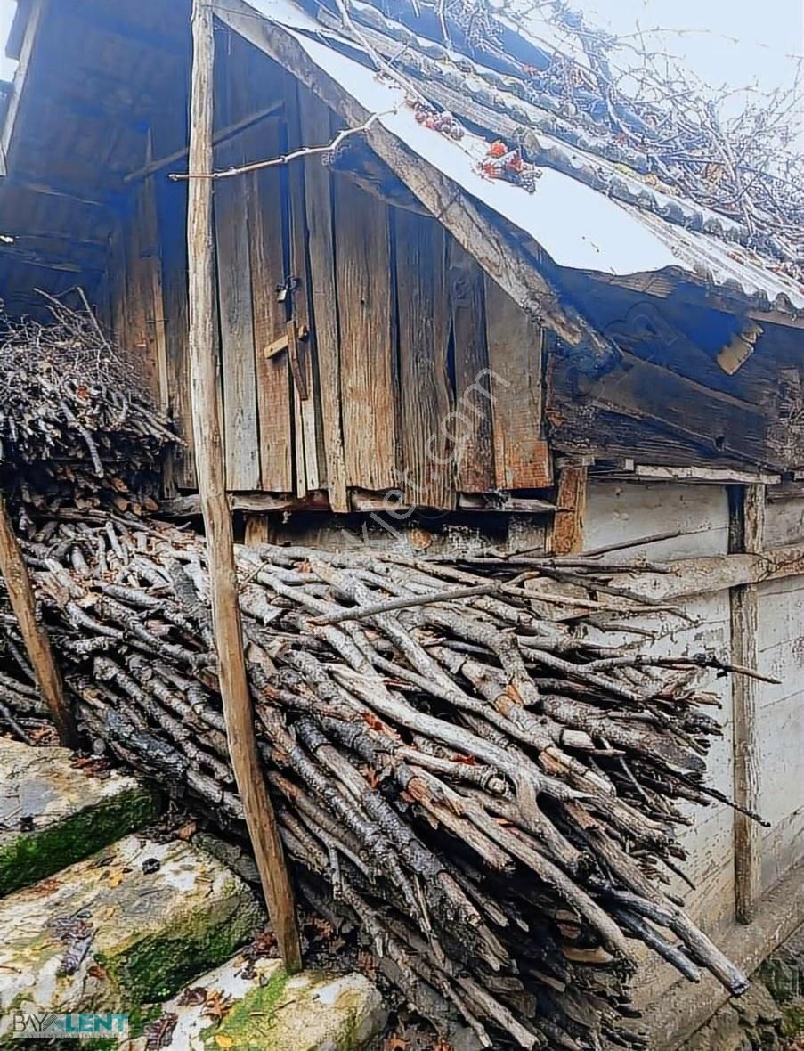 İvrindi Kışladere Köyünde Müstakil İki Katlı Ev Ve Ambar Satılık - Görsel 2