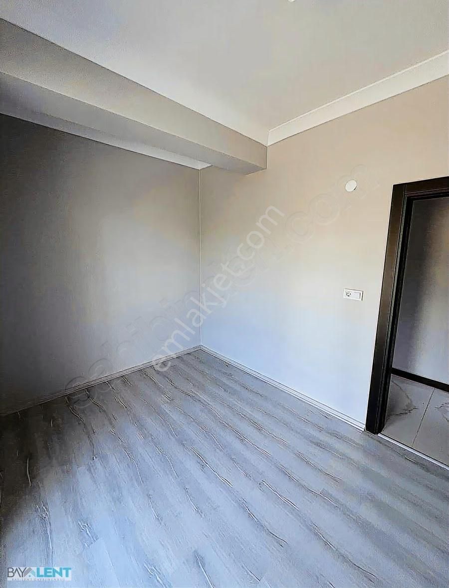 Gop Mah.sinde Kiralık 2+0 Sıfır Daire - Görsel 4