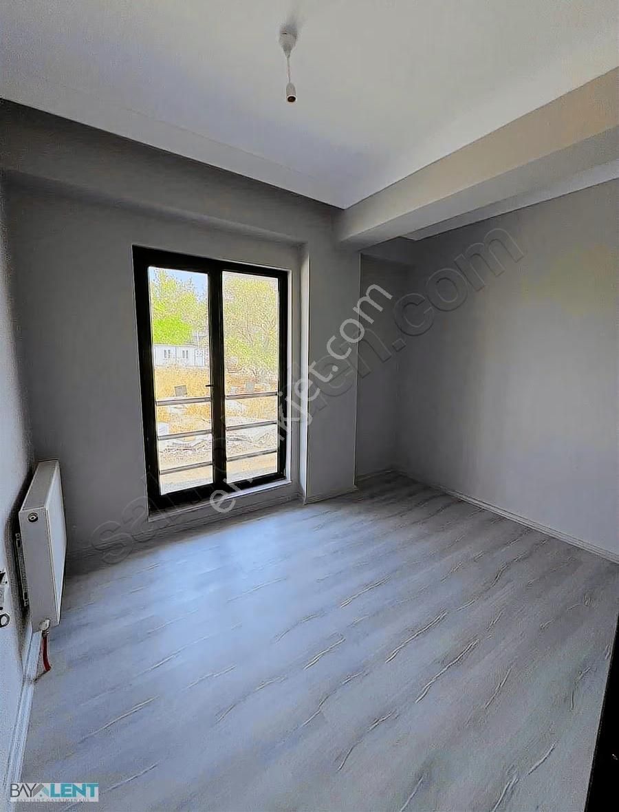 Gop Mah.sinde Kiralık 2+0 Sıfır Daire - Görsel 18