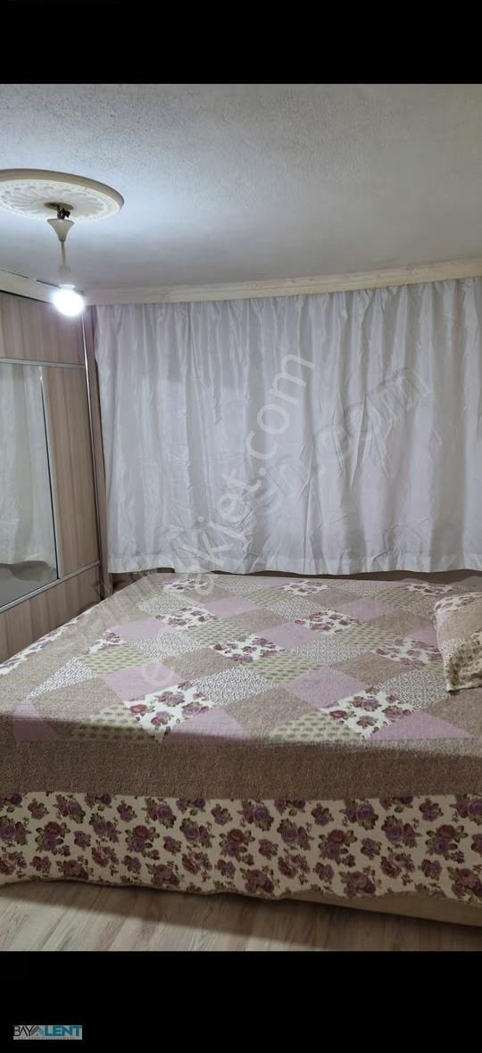 Susurluk Ömerköy De Satılık Arsa Ve İçinde Eşyalı Ev - Görsel 15