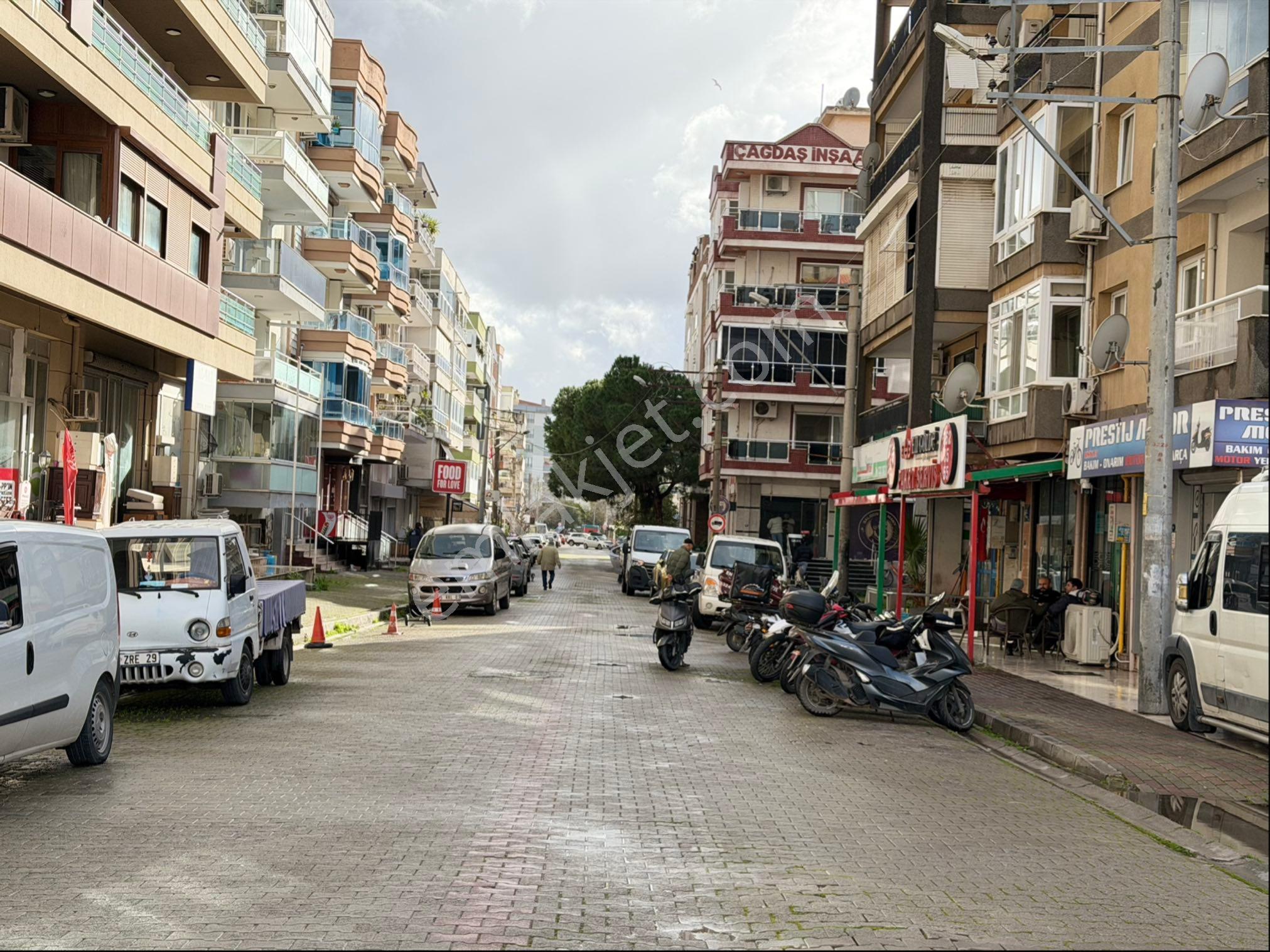 Karşıyaka Yalı Mahallesinde Satılık Dükkan ,işyeri - Görsel 22