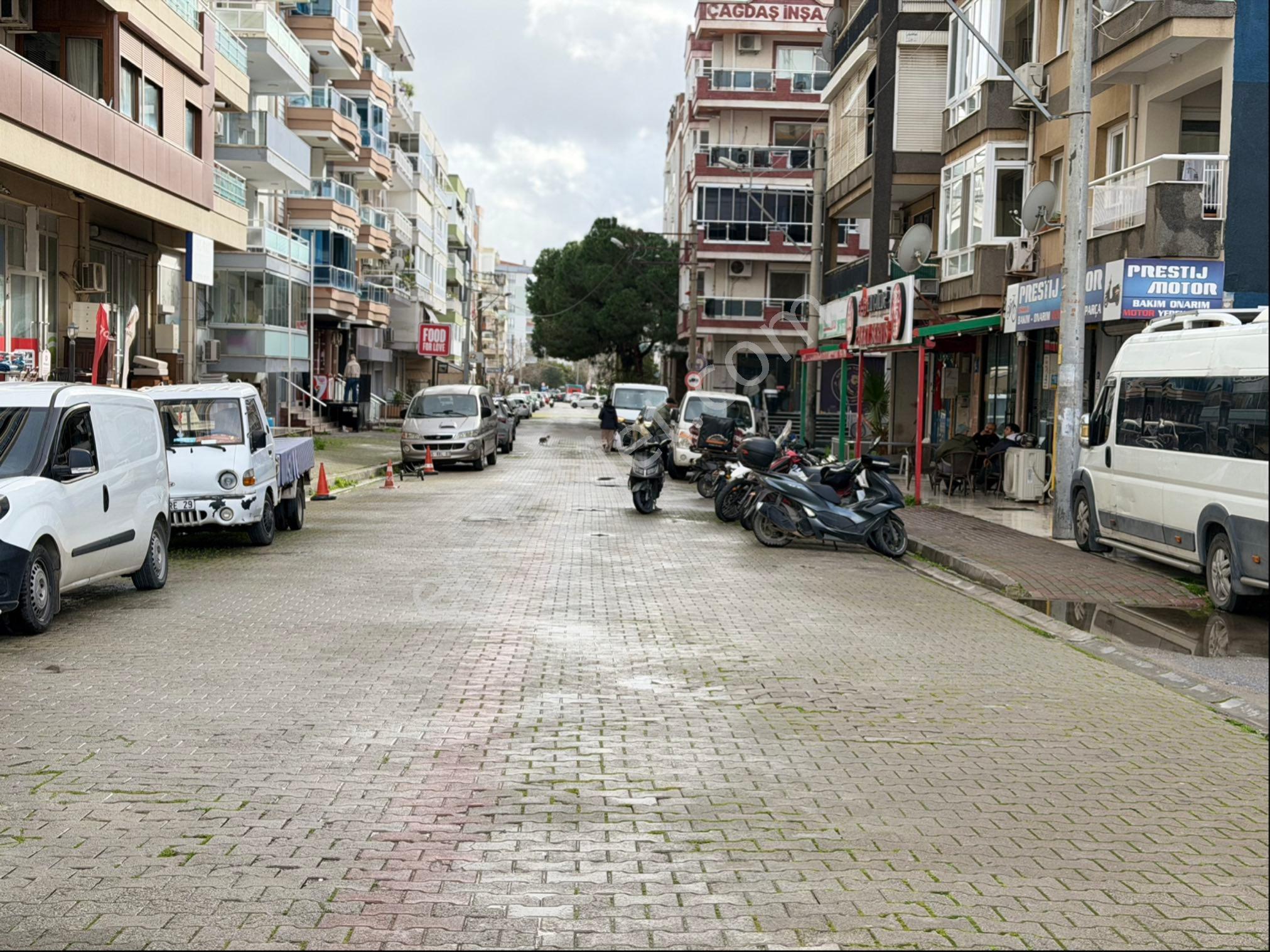 Karşıyaka Yalı Mahallesinde Satılık Dükkan ,işyeri - Görsel 8