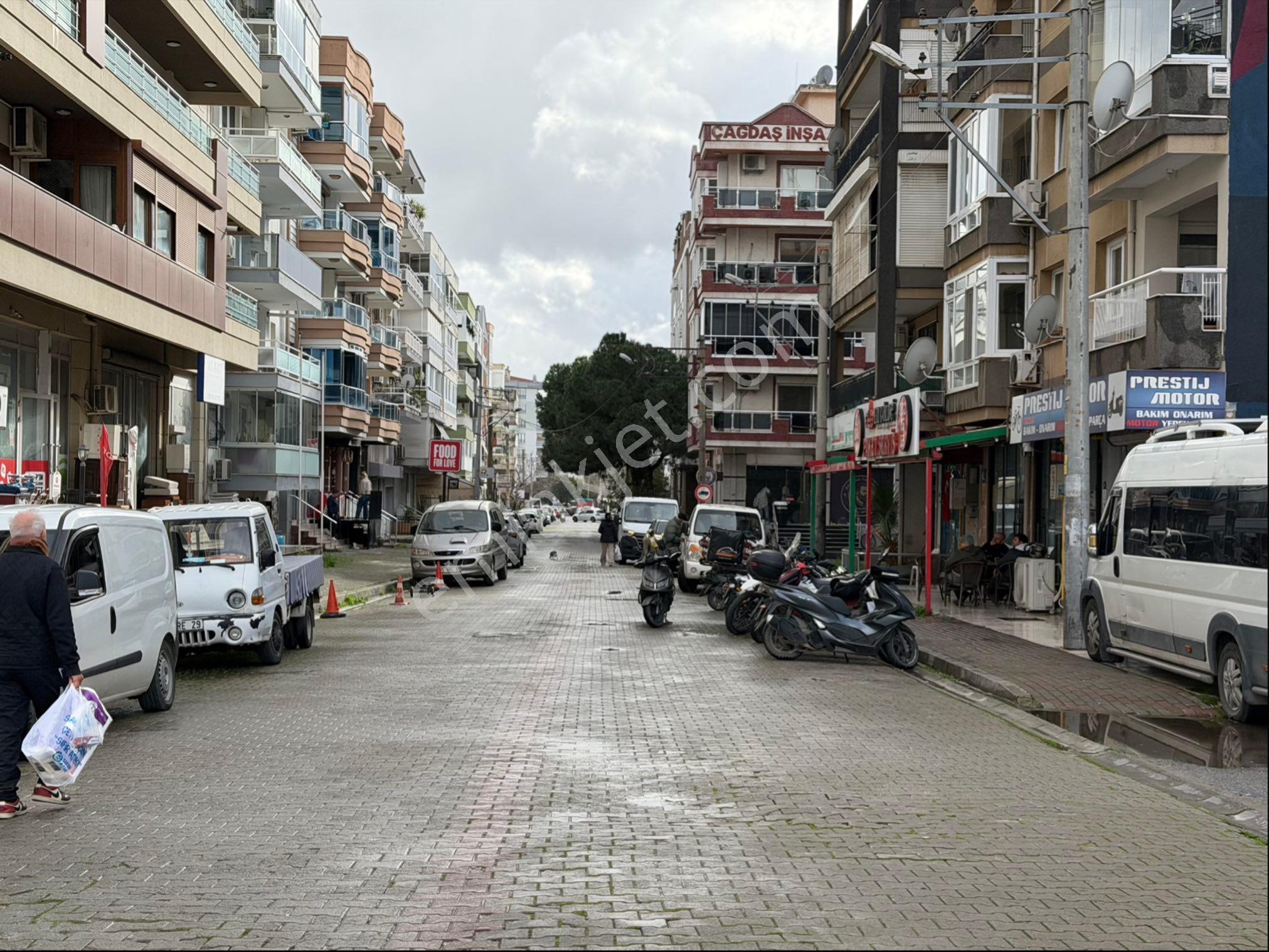 Karşıyaka Yalı Mahallesinde Satılık Dükkan ,işyeri - Görsel 16