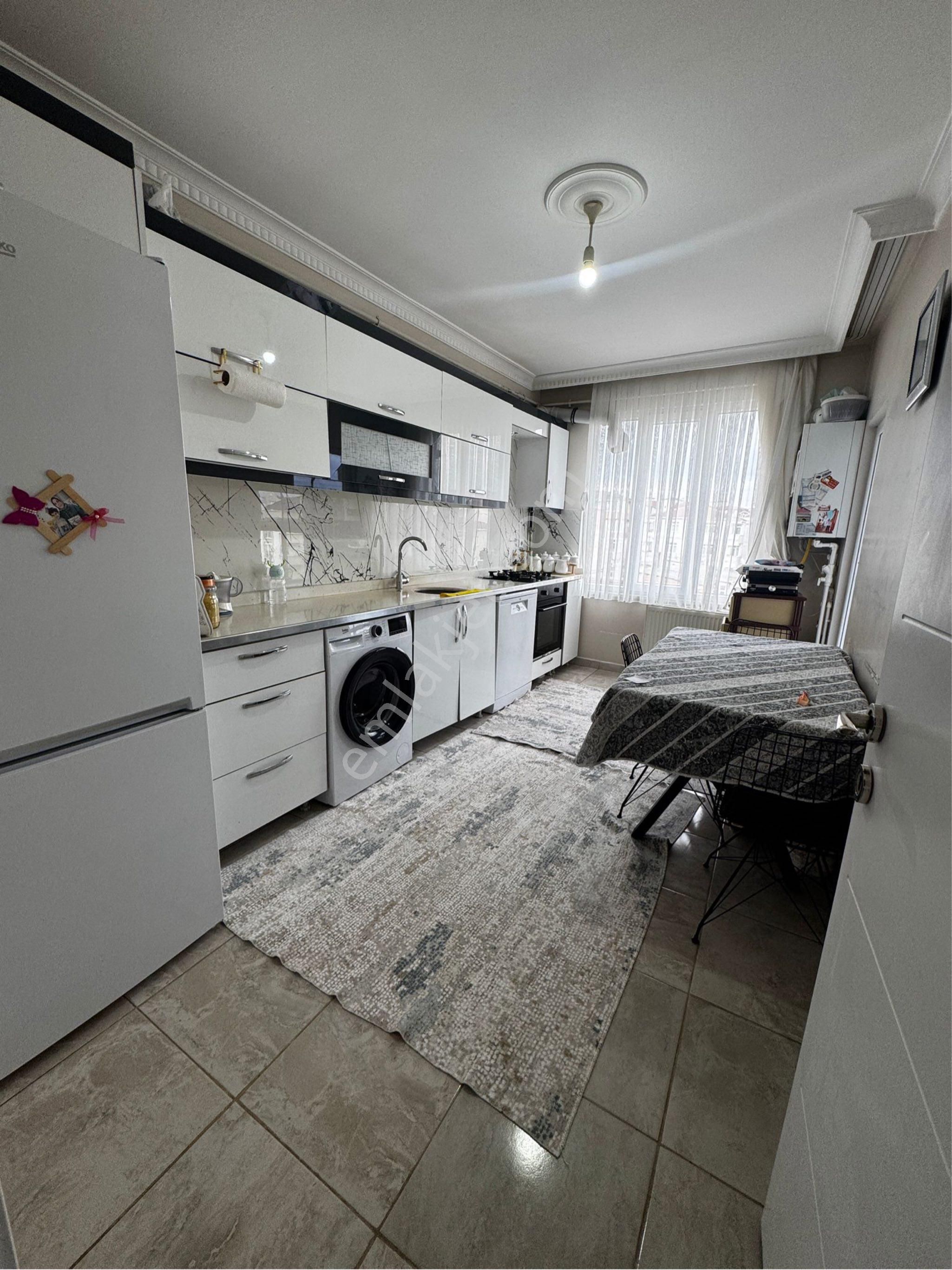 Bağlık Mahallesinde Satılık 3+1 Daire - Görsel 14