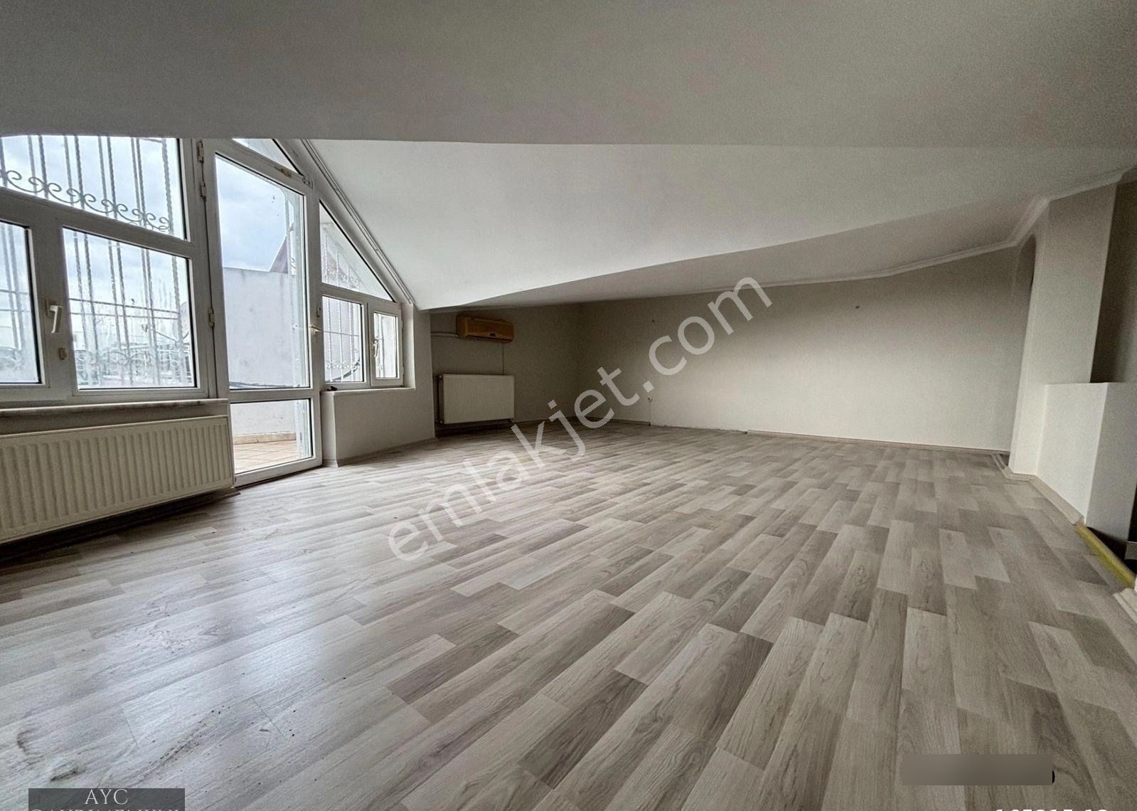 Ortaköy Boğaz Manzaralı Kiralık 3+2 Dubleks Daire - Görsel 15