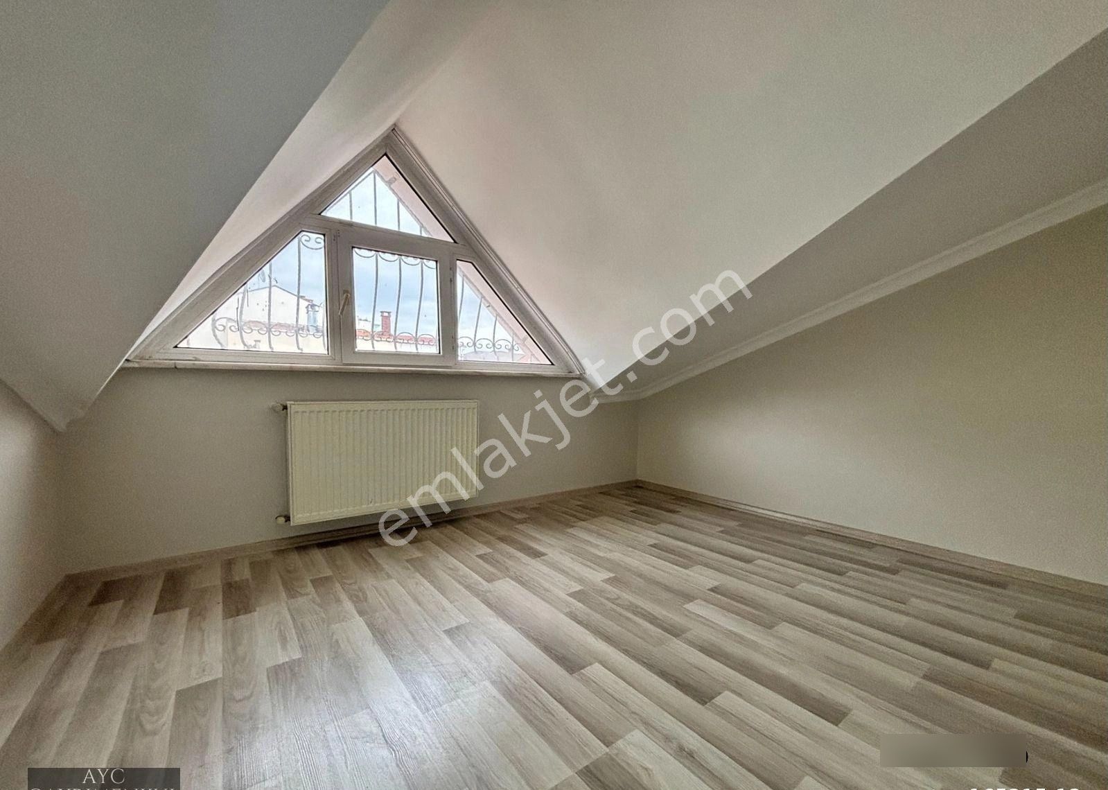 Ortaköy Boğaz Manzaralı Kiralık 3+2 Dubleks Daire - Görsel 22