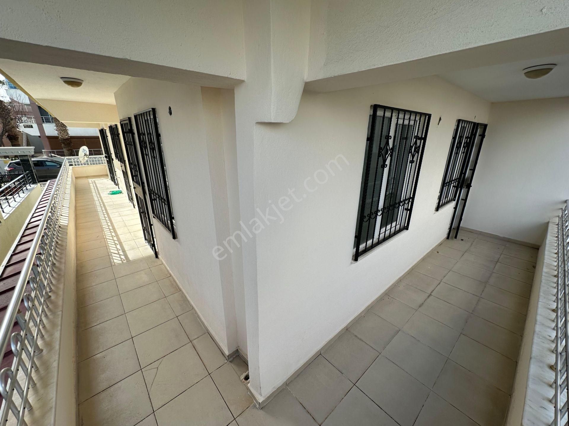 Didimde Satılık 2+1 Denize Yakın Büyük Balkonlu Daire - Görsel 4