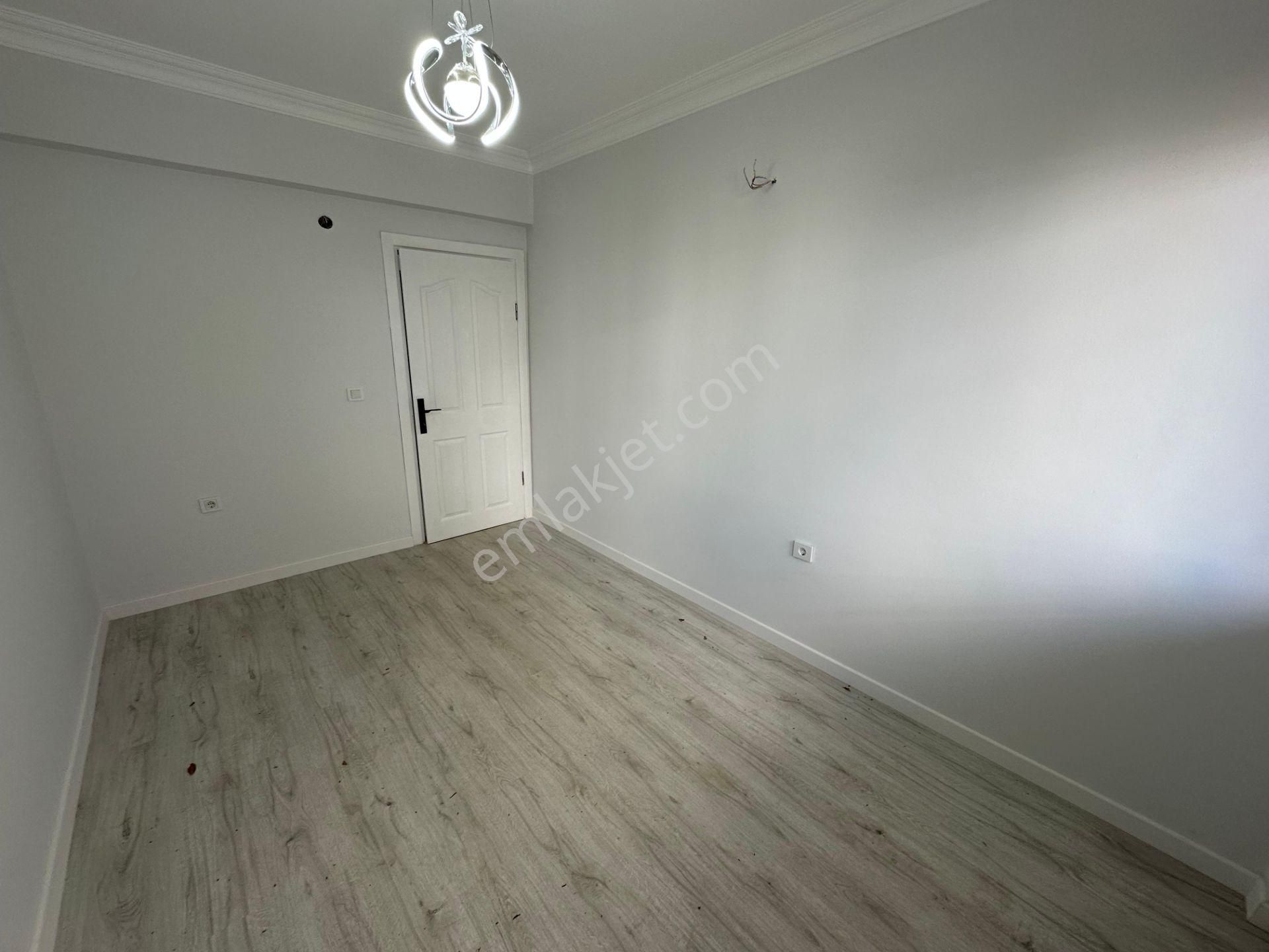 Didimde Satılık 2+1 Denize Yakın Büyük Balkonlu Daire - Görsel 12