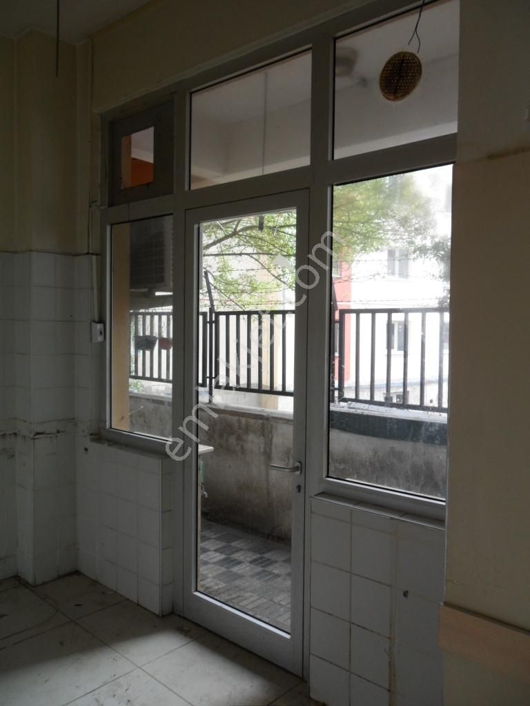 Balmumcu Barbaros Bulvarı Ve Aşık Veysel Parkına Cepheli Dükkan - Görsel 19