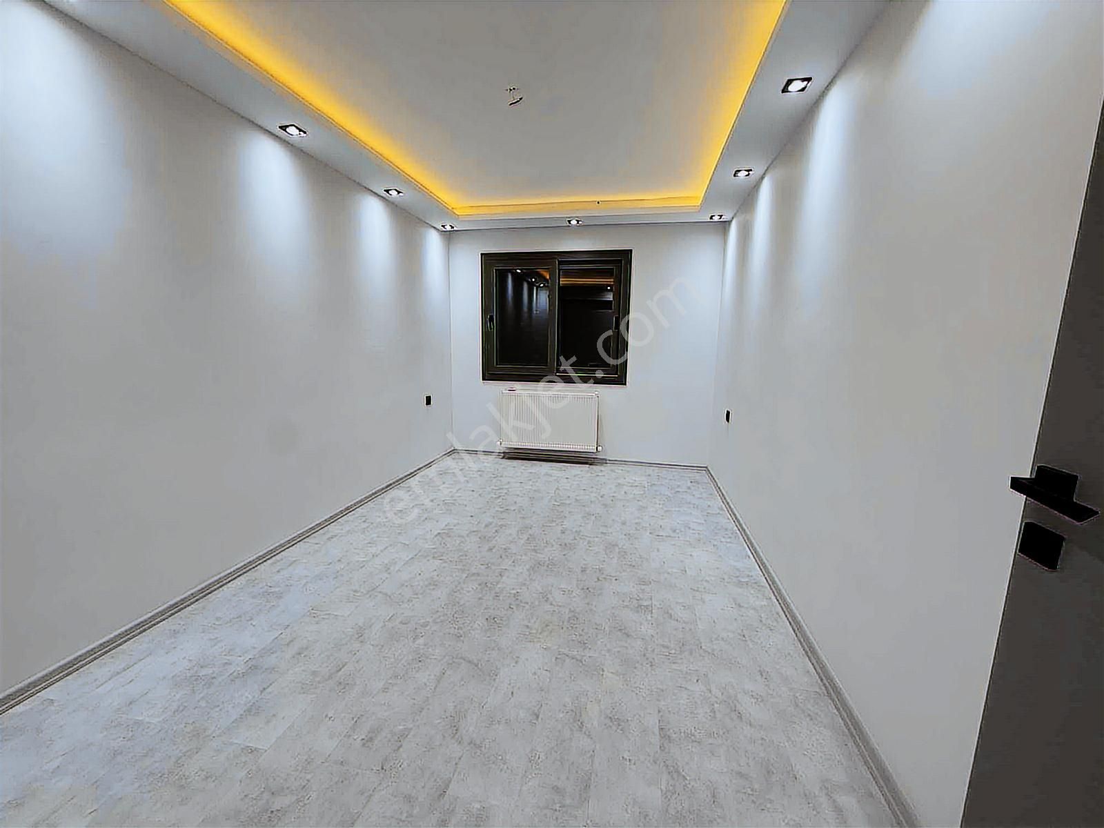 Emlak Center'dan Merkez Efendi Mah Satılık 3+1 Ara Kat Daire - Görsel 17