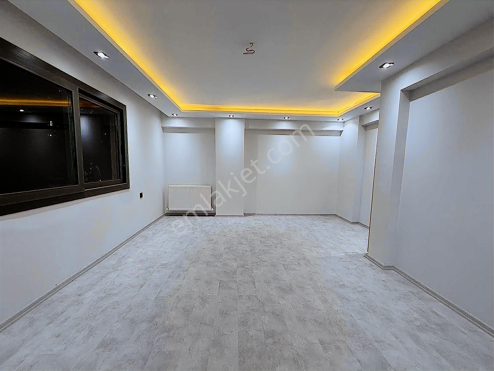 Emlak Center'dan Merkez Efendi Mah Satılık 3+1 Ara Kat Daire - Görsel 3