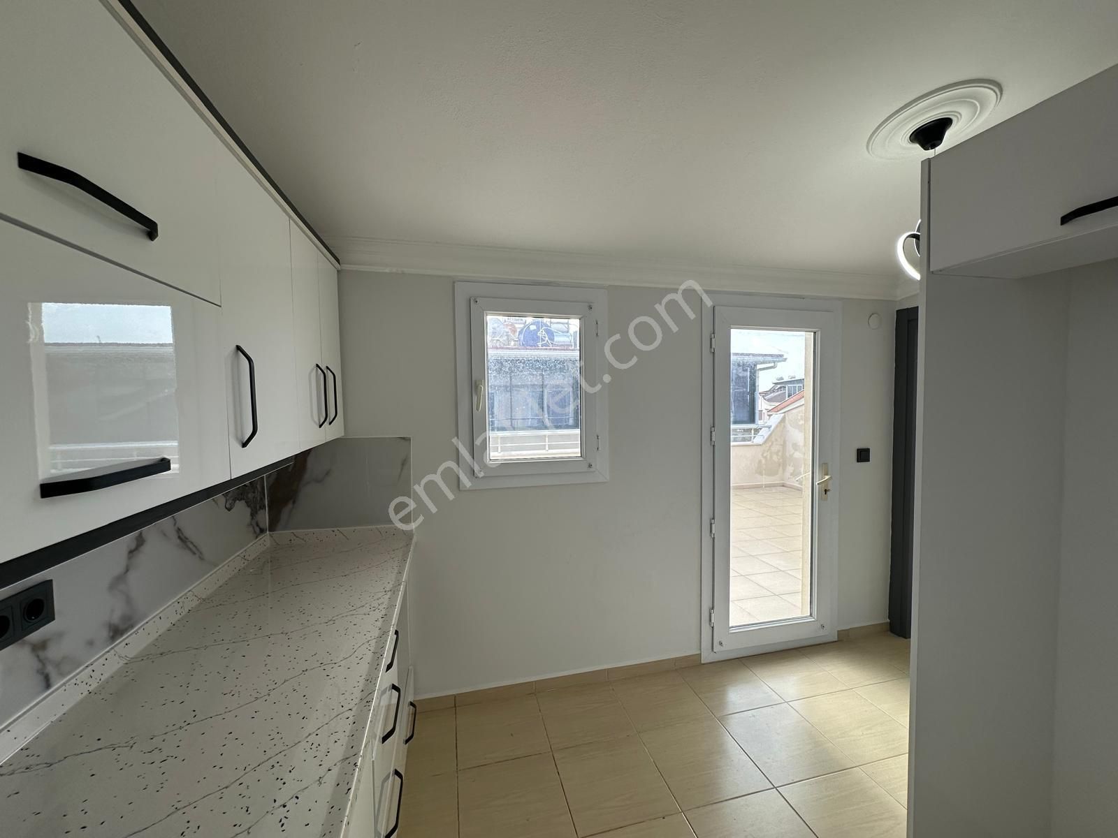 Didim Efelerde Satılık 3+1 Ayrı Mutfak Geniş Kat Dublexi - Görsel 19