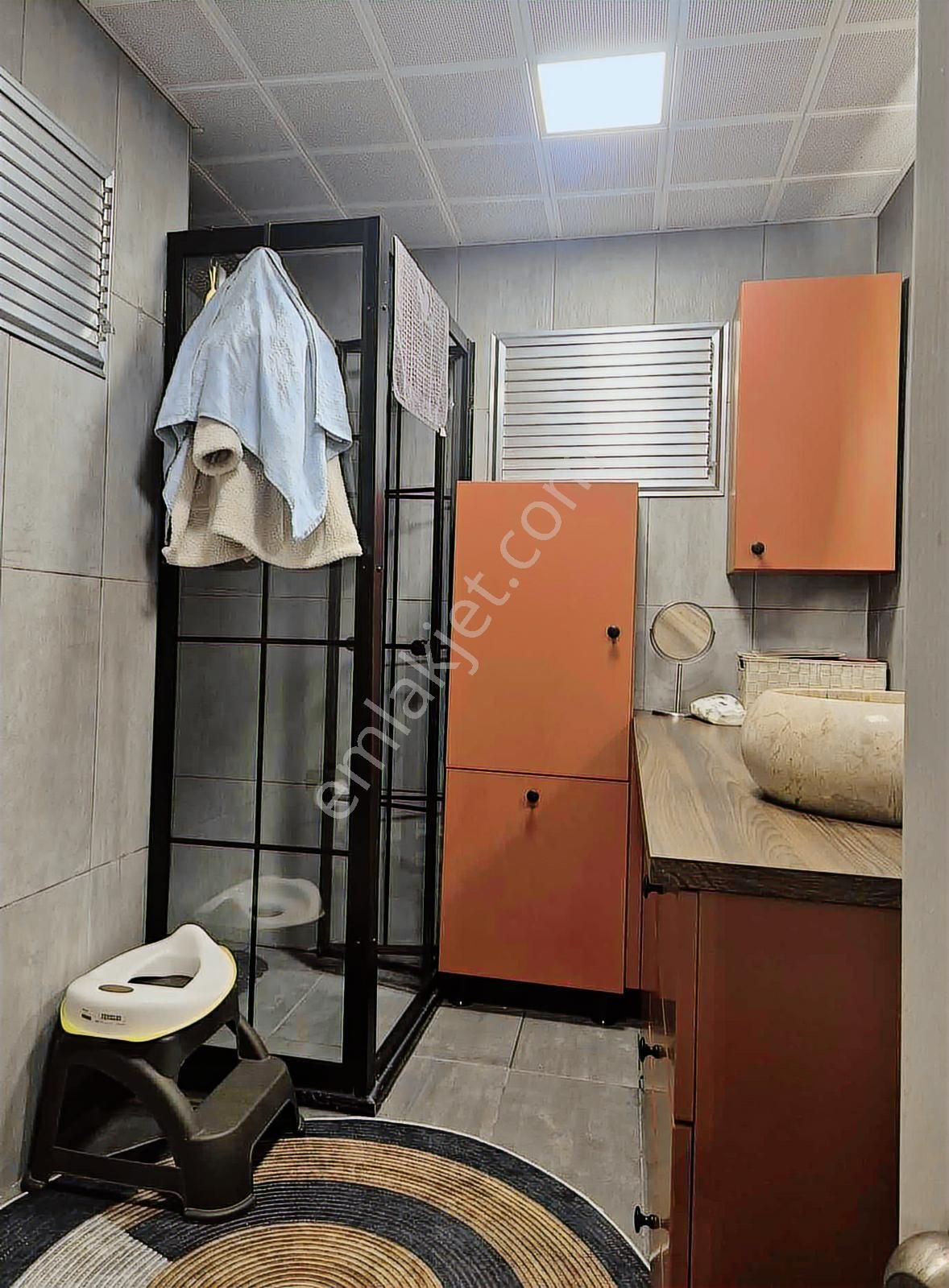 Basın Sitesi Mah. 3+1 150m2 Metro Yakını Bahçeli Lüks Daire - Görsel 23